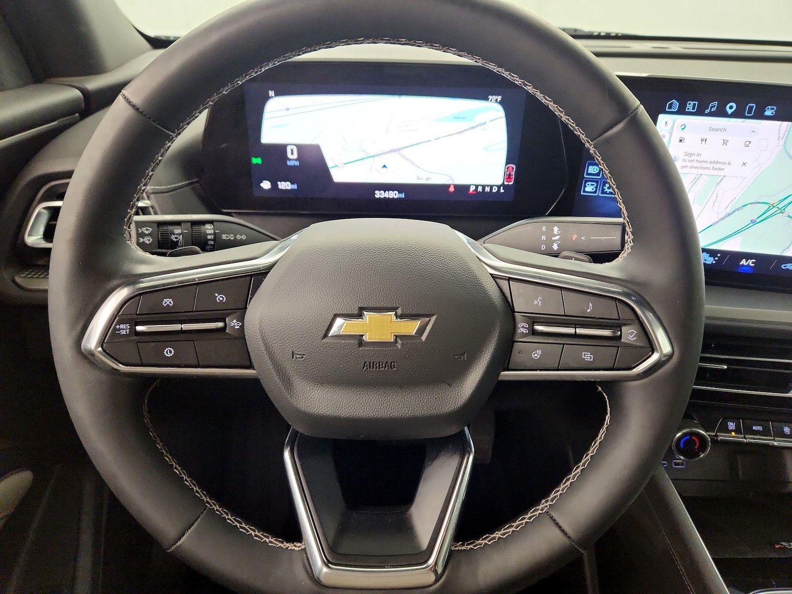 2025 Chevrolet Traverse LT - Photo 9