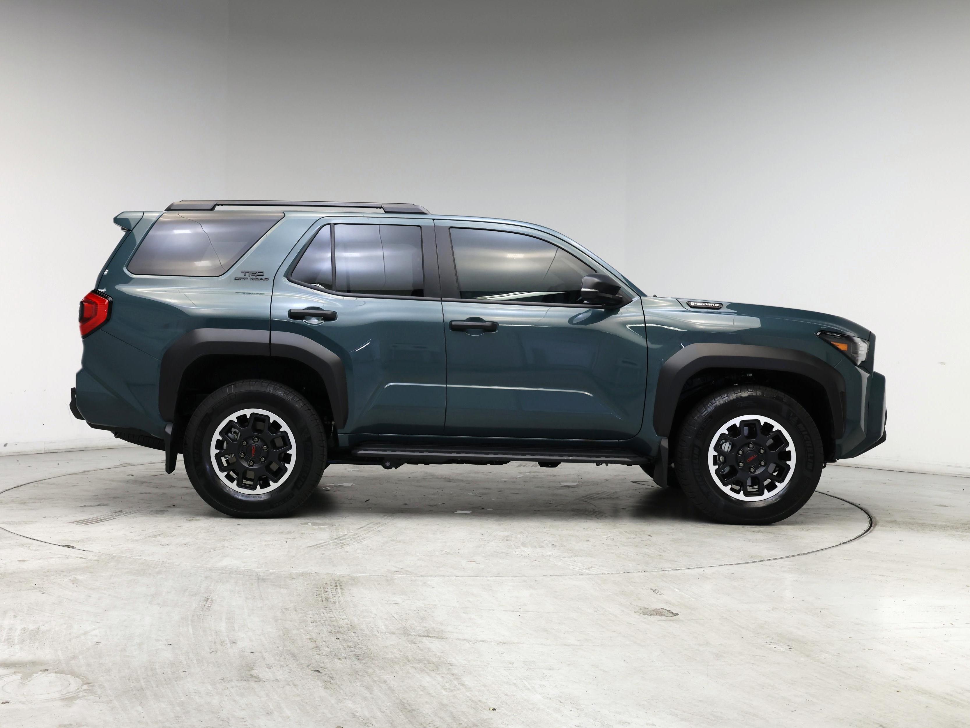 Thumbnail: 2025 Toyota 4Runner - 7