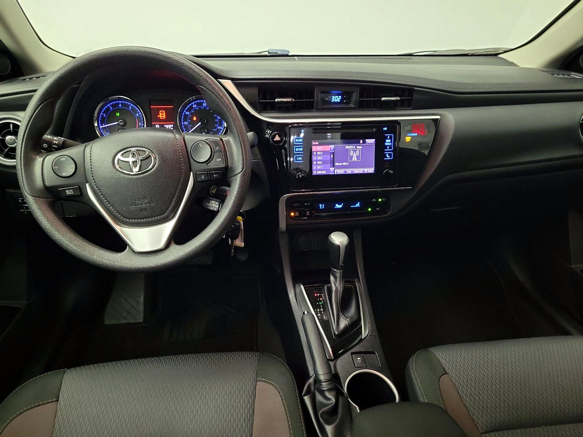 Thumbnail: 2018 Toyota Corolla - 9