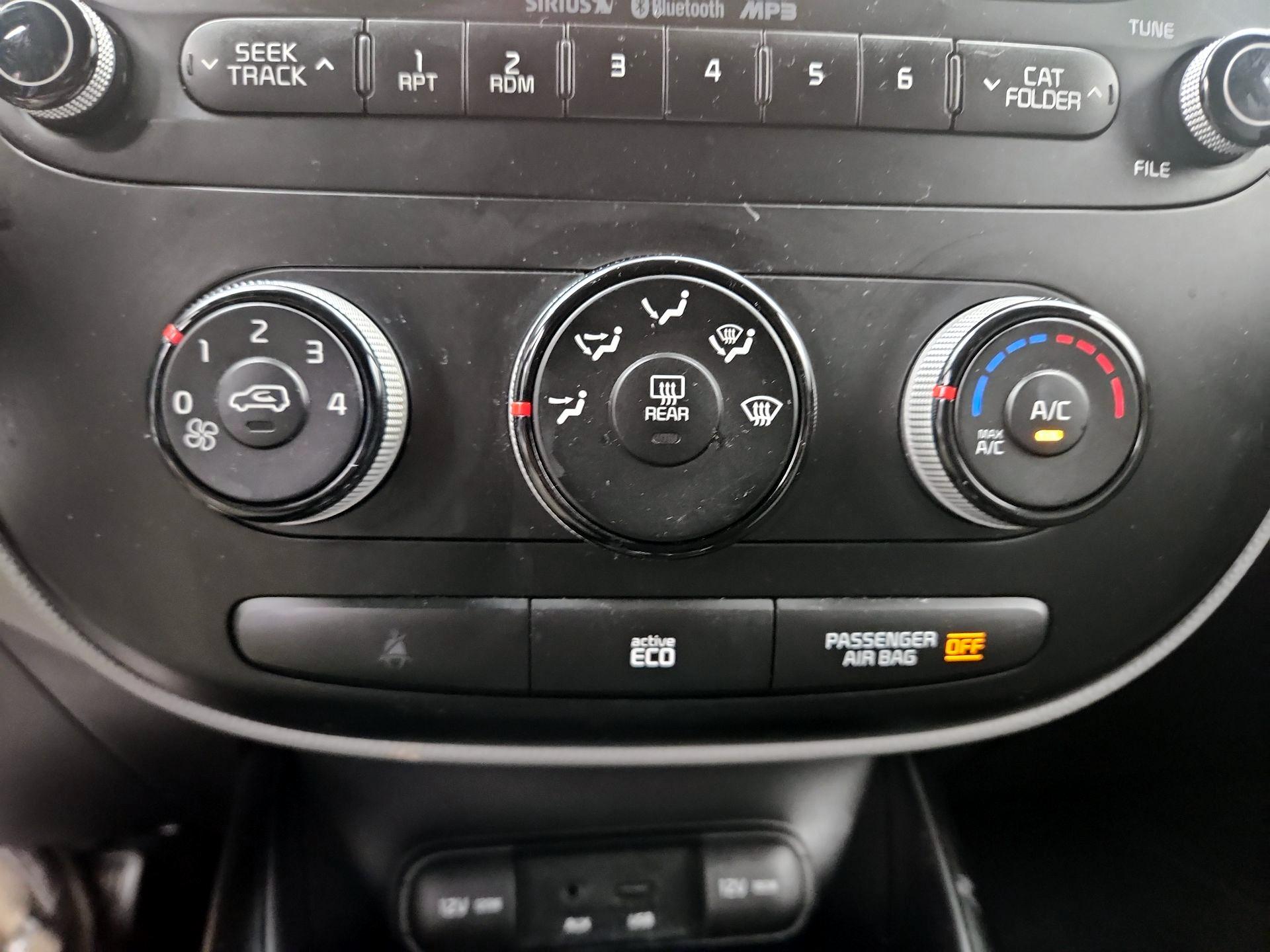 Thumbnail: 2014 Kia Soul - 15