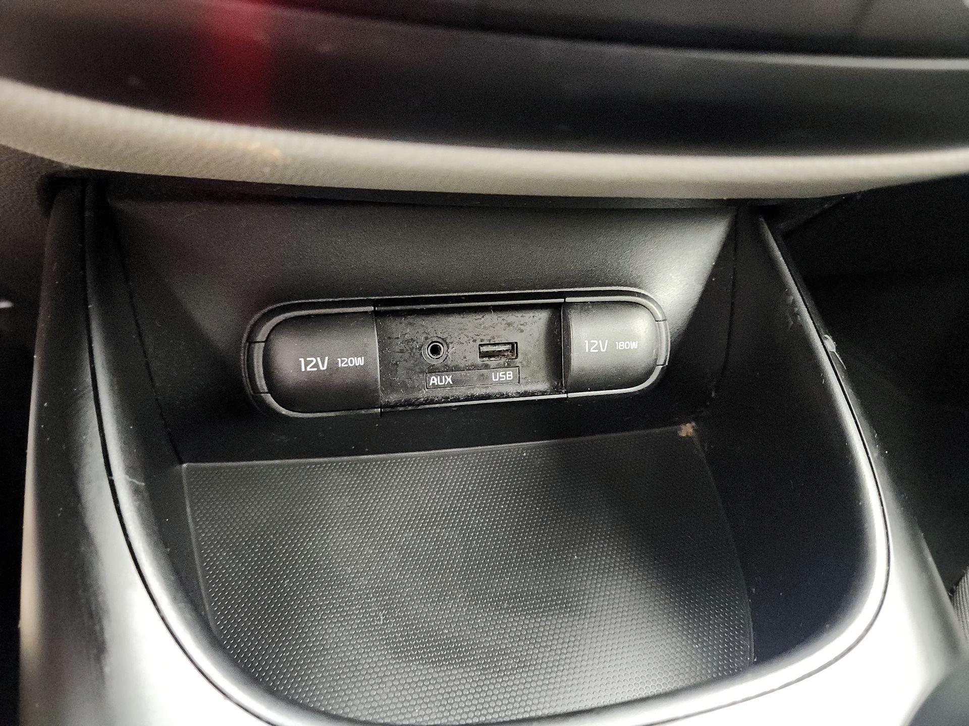 Thumbnail: 2014 Kia Soul - 17