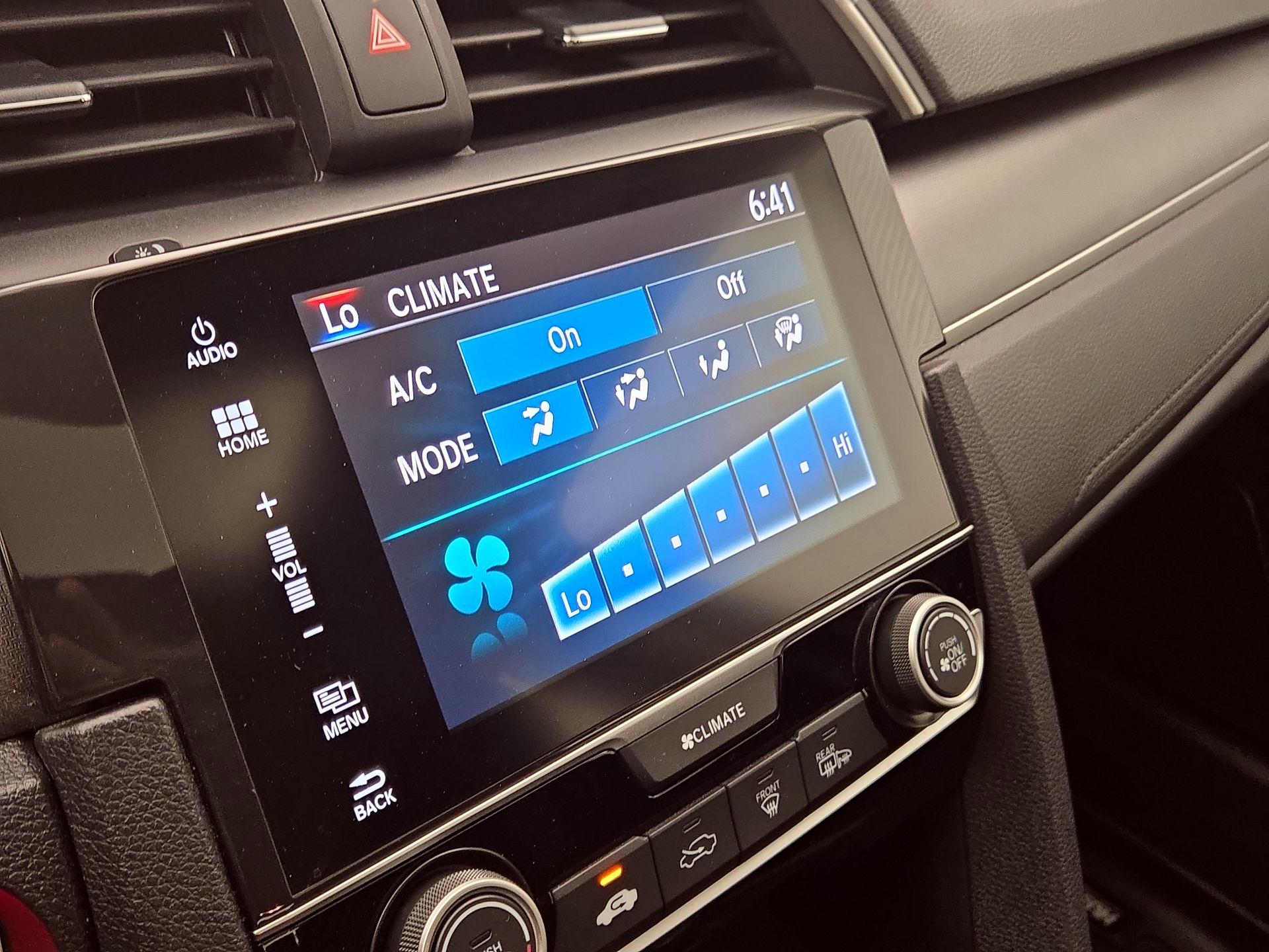 Thumbnail: 2018 Honda Civic - 15