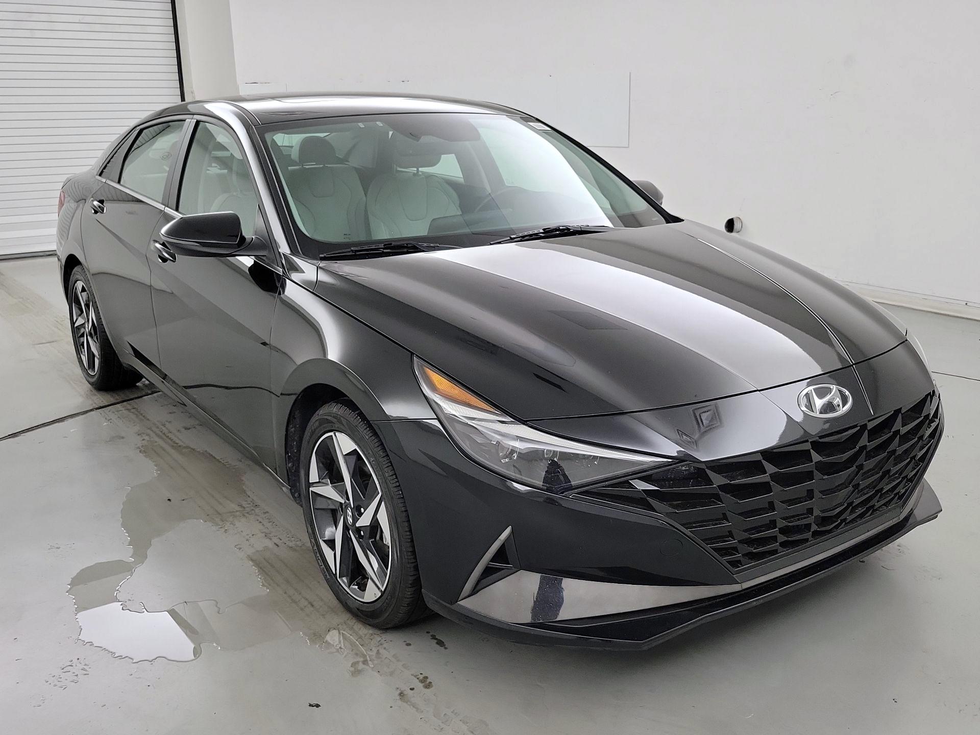 Thumbnail: 2023 Hyundai Elantra - 1