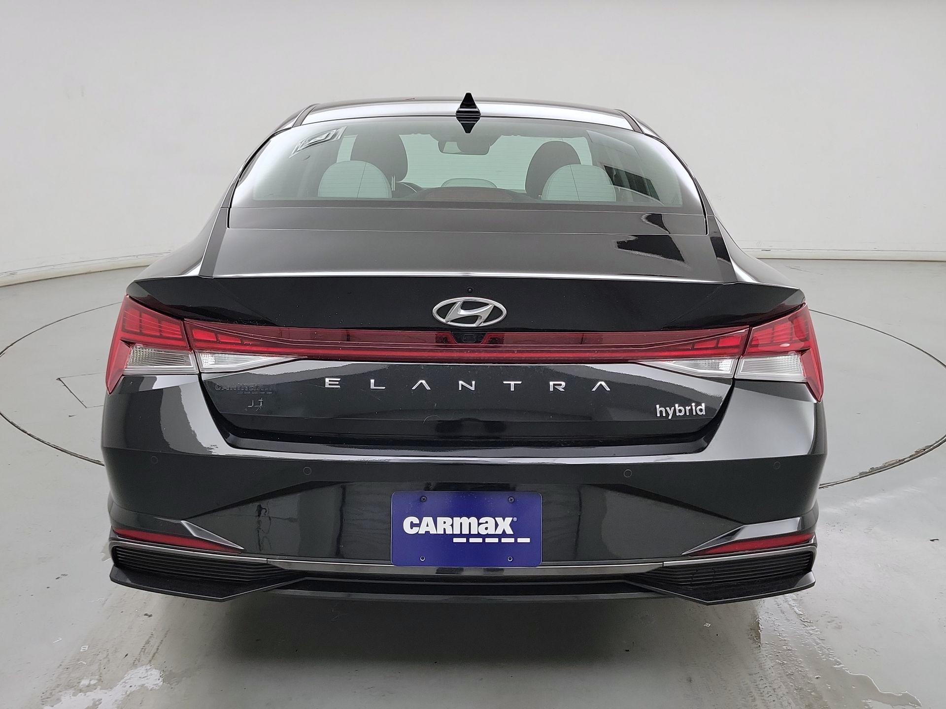 Thumbnail: 2023 Hyundai Elantra - 6