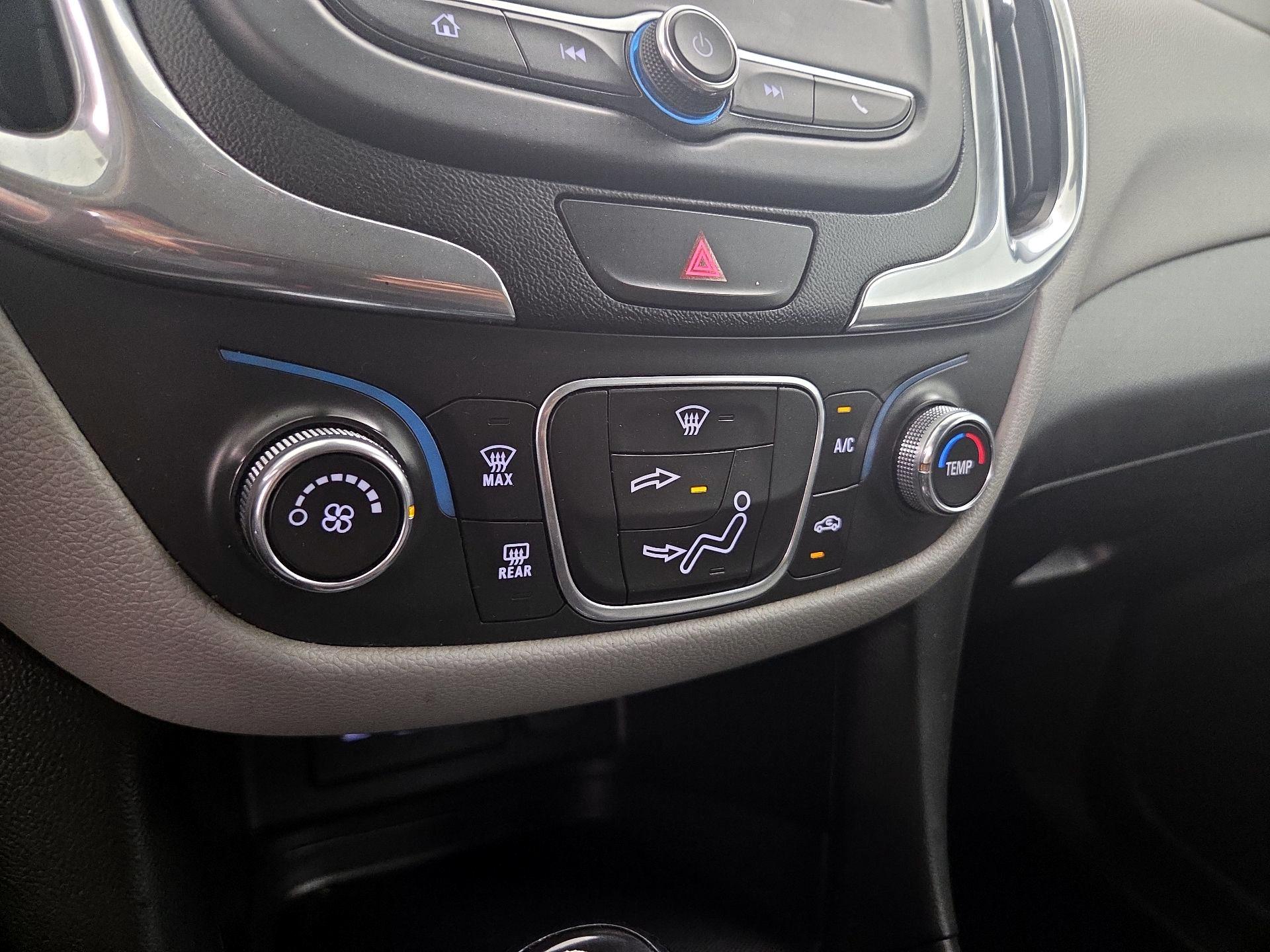 Thumbnail: 2020 Chevrolet Equinox - 16