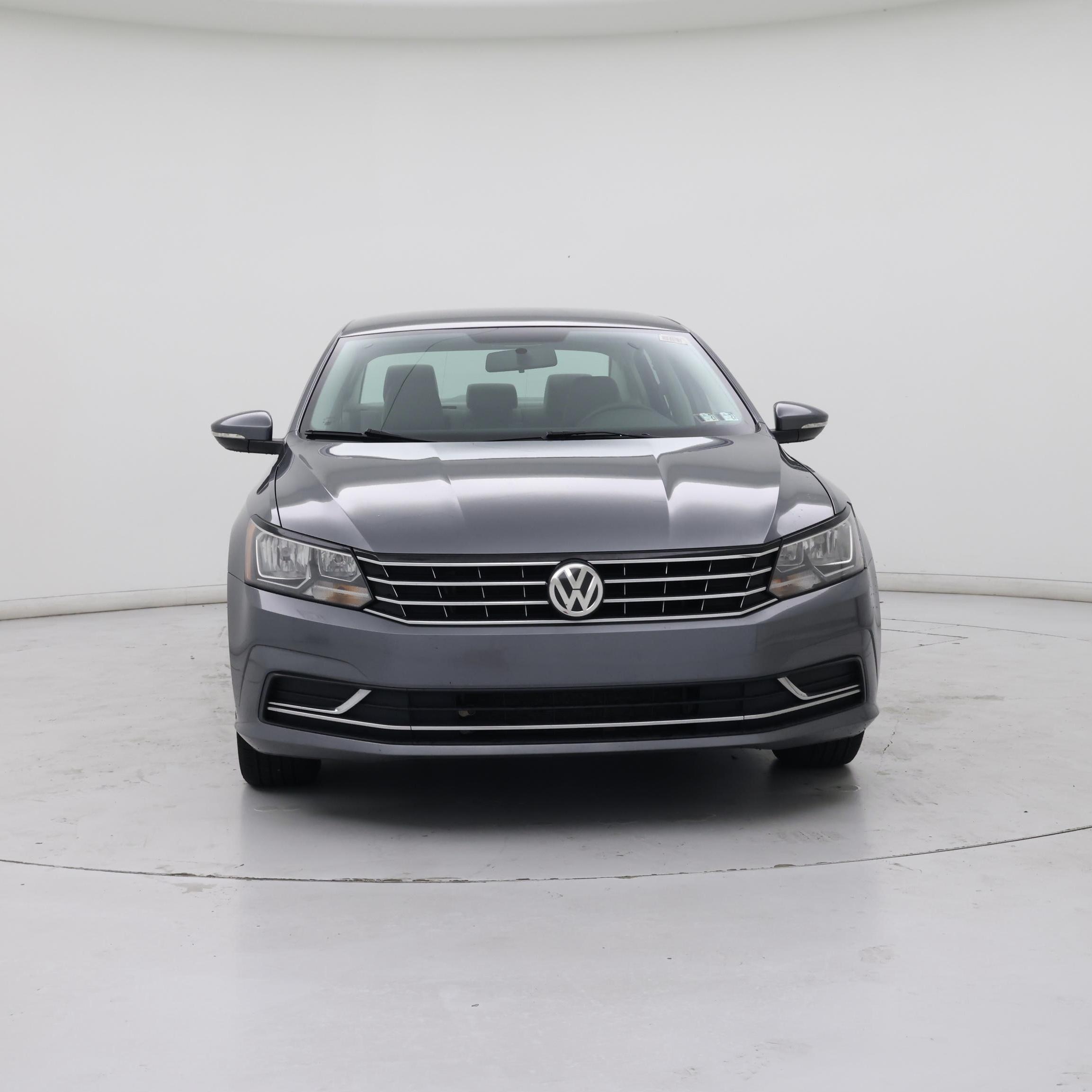 Thumbnail: 2017 Volkswagen Passat - 5