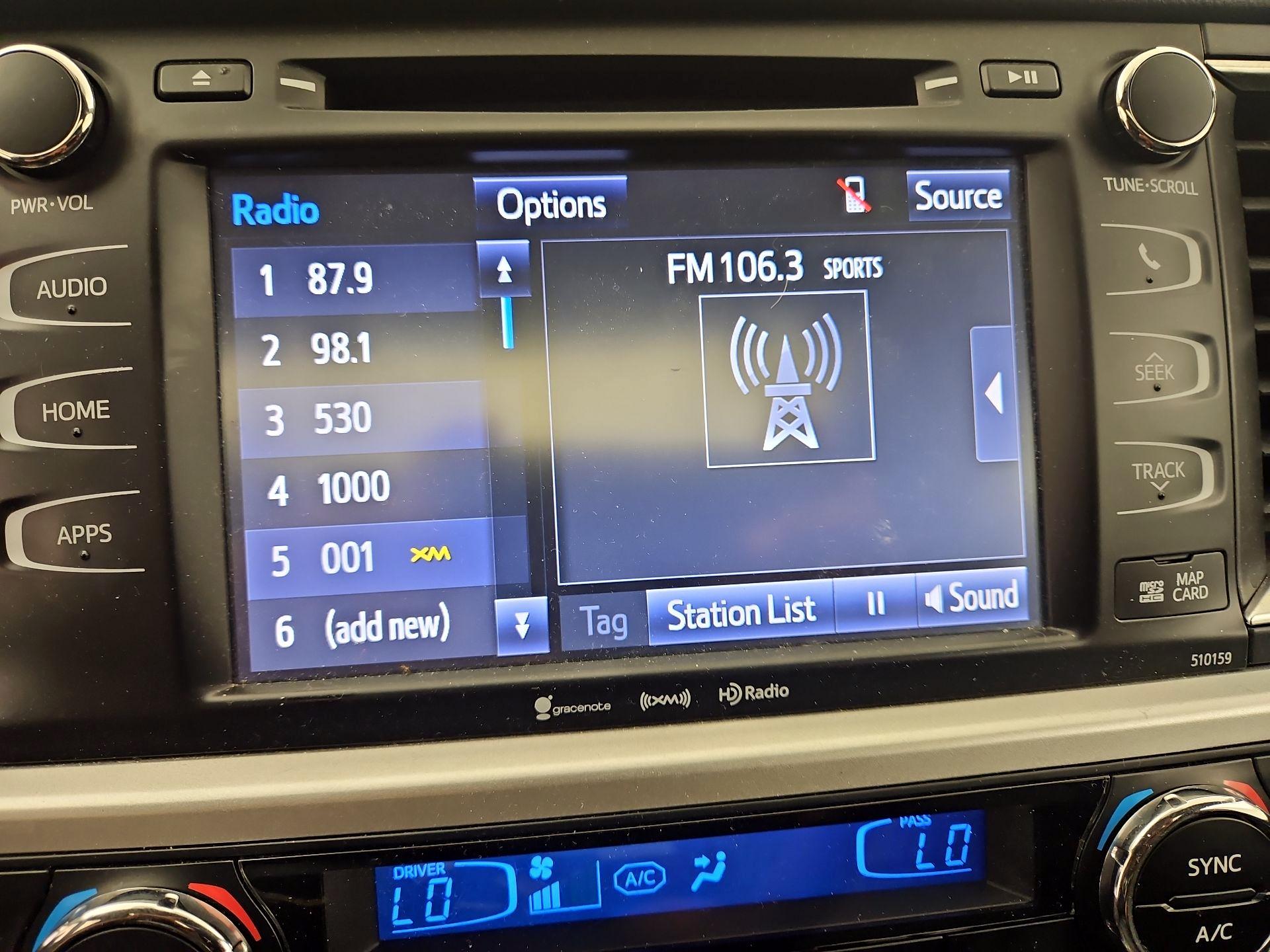 Thumbnail: 2016 Toyota Highlander - 15