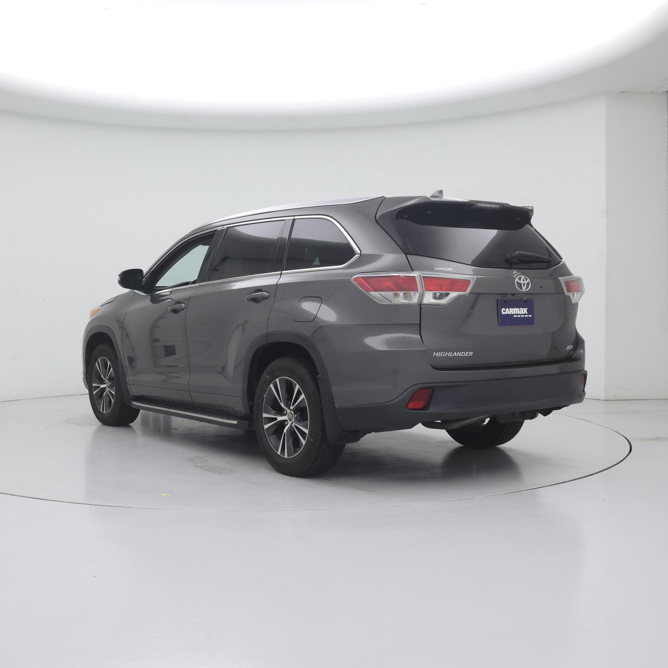 Thumbnail: 2016 Toyota Highlander - 2