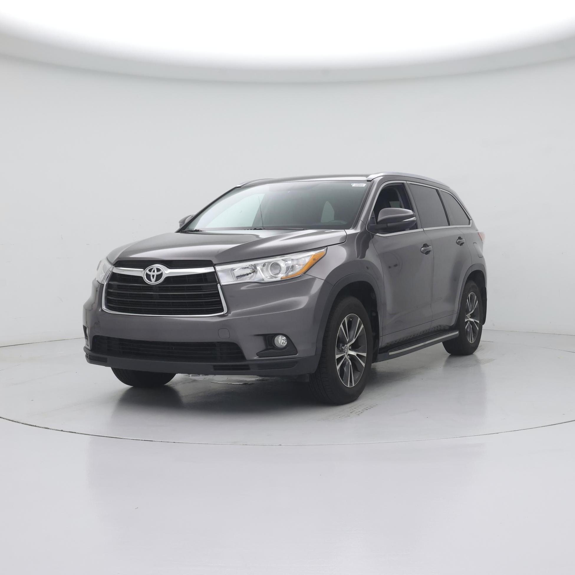 Thumbnail: 2016 Toyota Highlander - 4