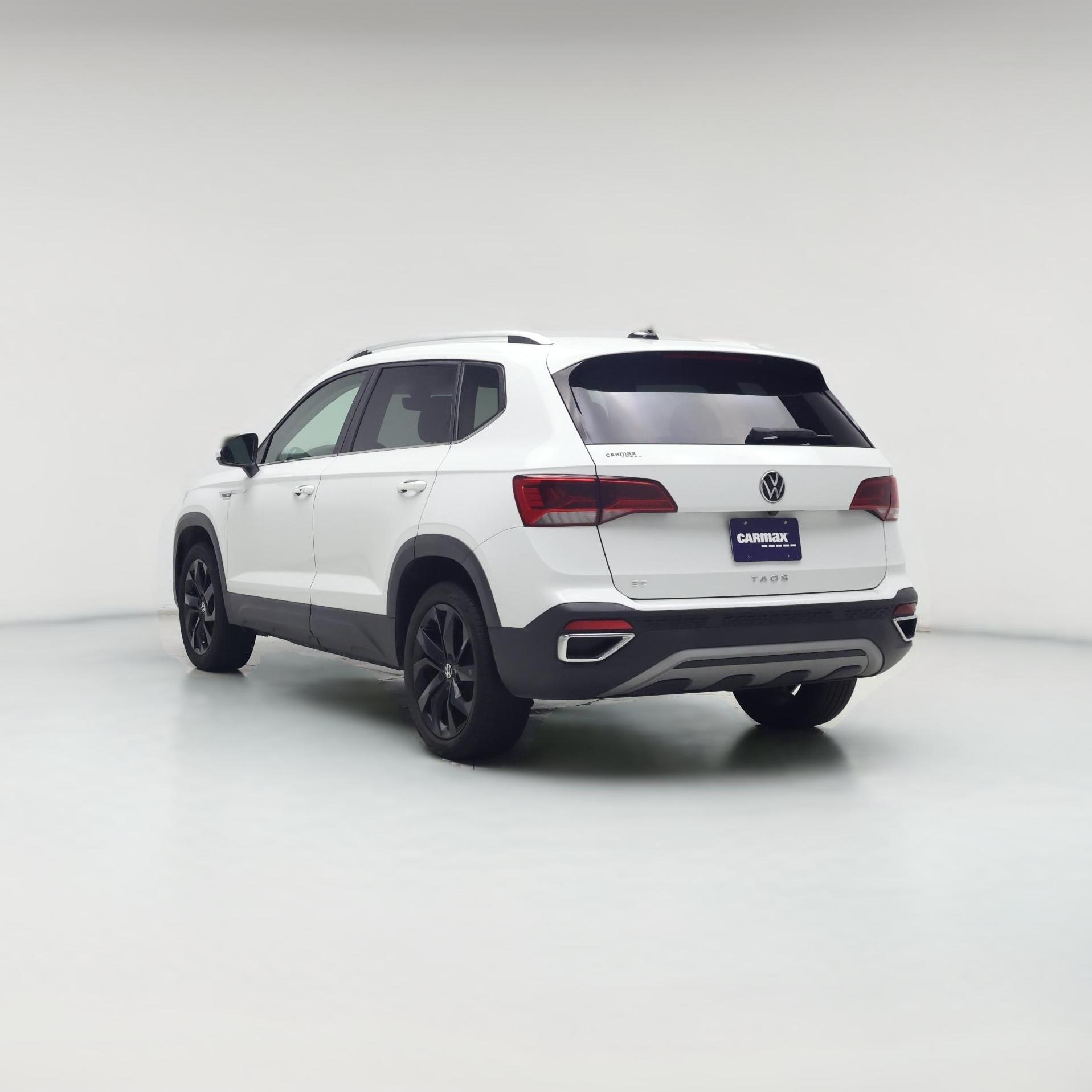 Thumbnail: 2022 Volkswagen Taos - 1