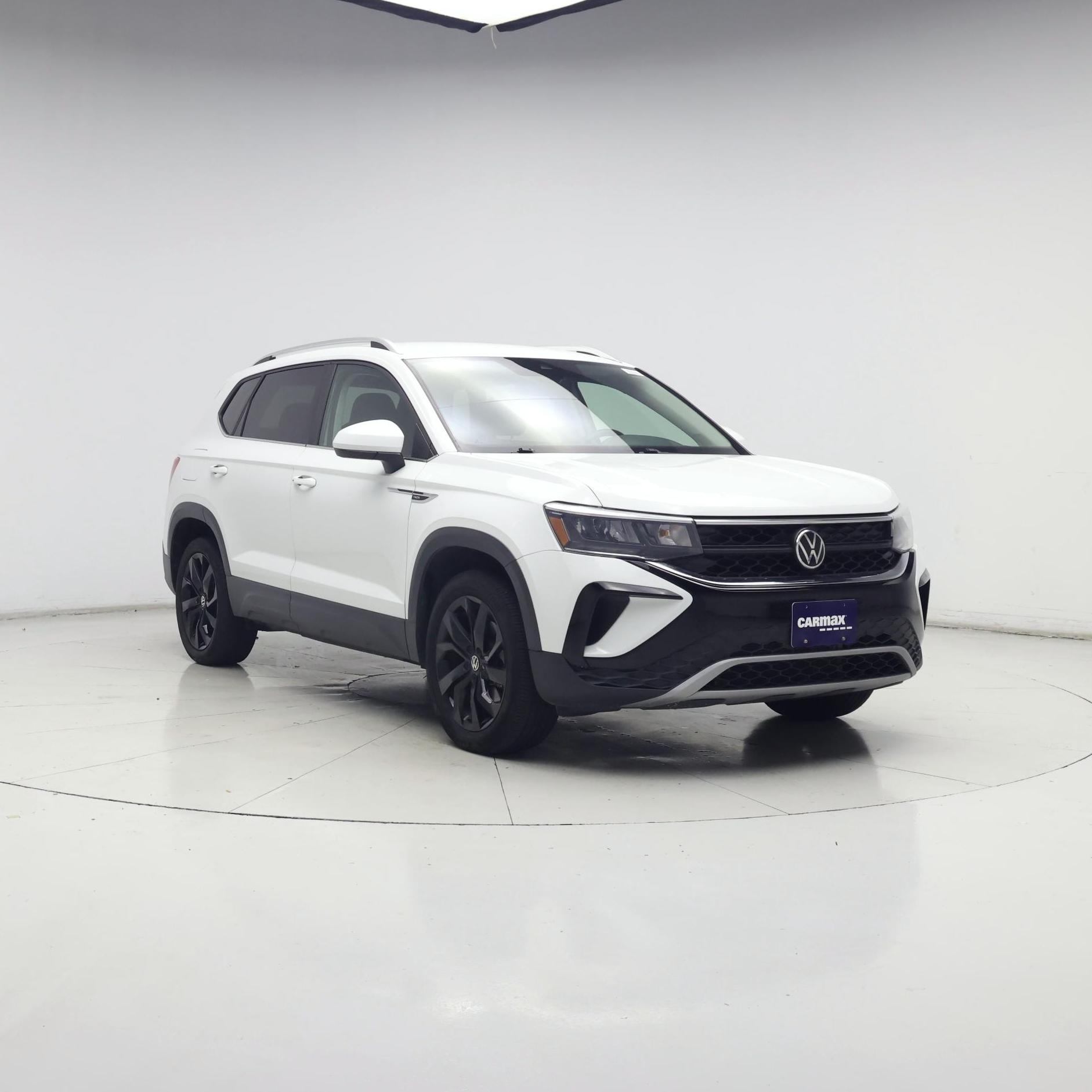 Thumbnail: 2022 Volkswagen Taos - 2