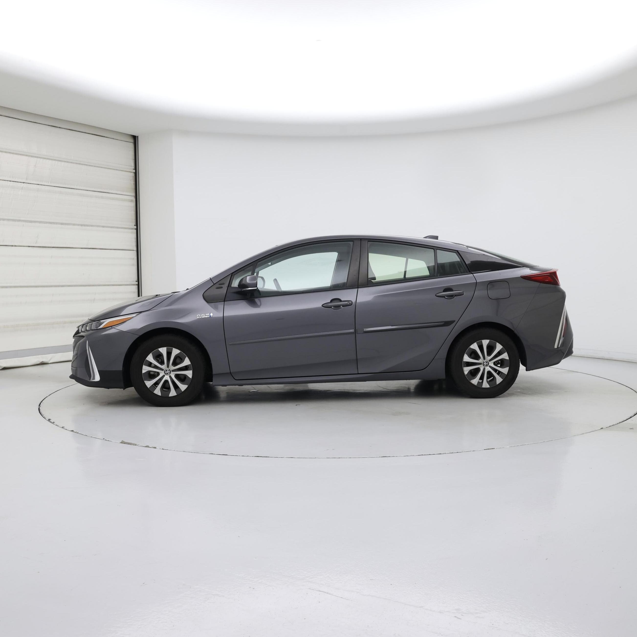 Thumbnail: 2021 Toyota Prius Prime - 3