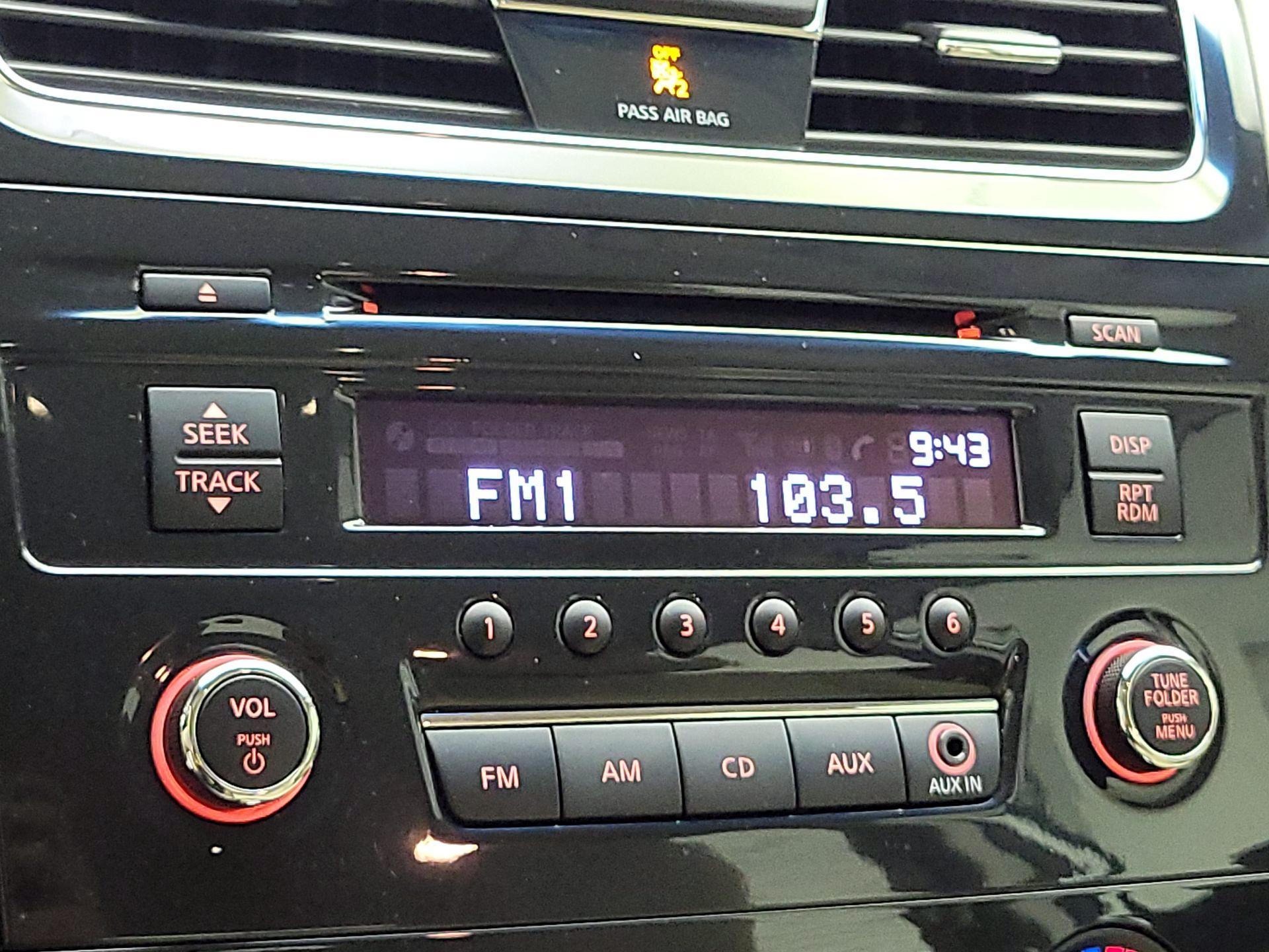 Thumbnail: 2014 Nissan Altima - 14