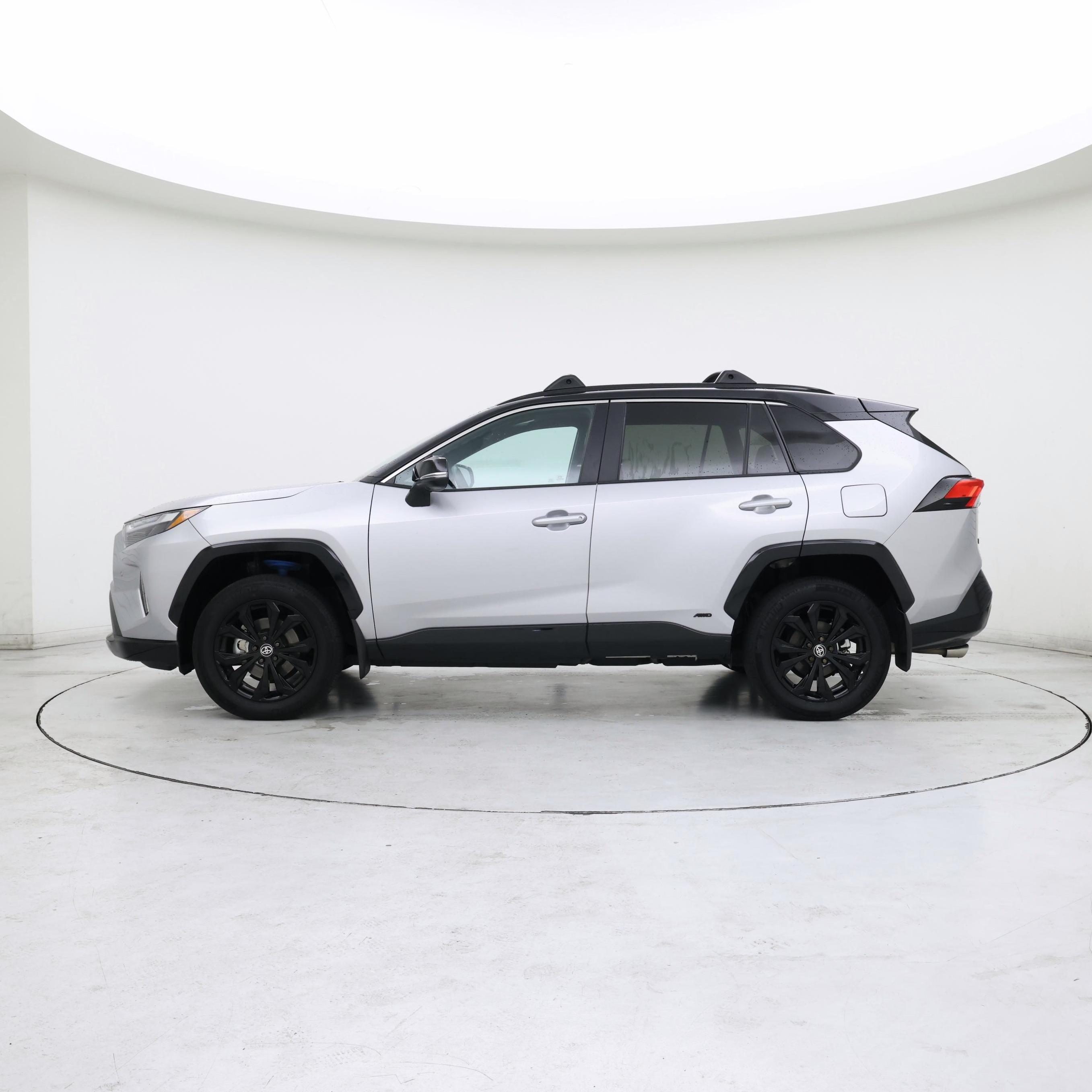 Thumbnail: 2024 Toyota RAV4 - 3