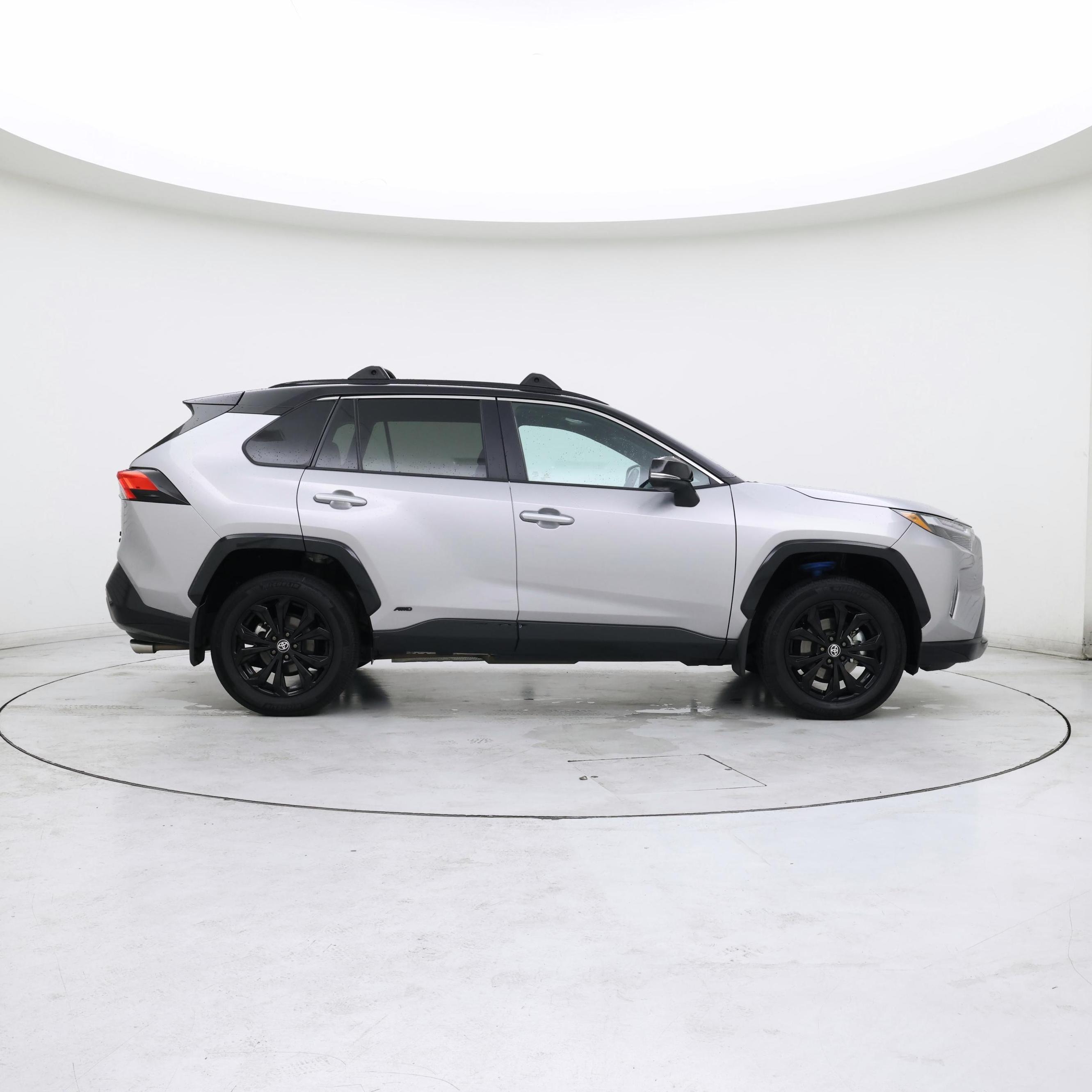 Thumbnail: 2024 Toyota RAV4 - 7