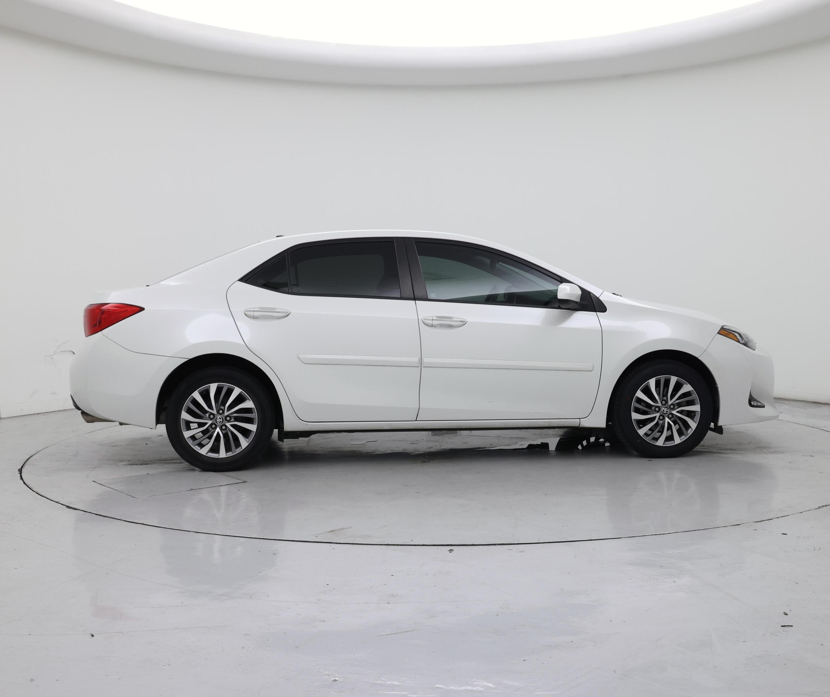 Thumbnail: 2018 Toyota Corolla - 7