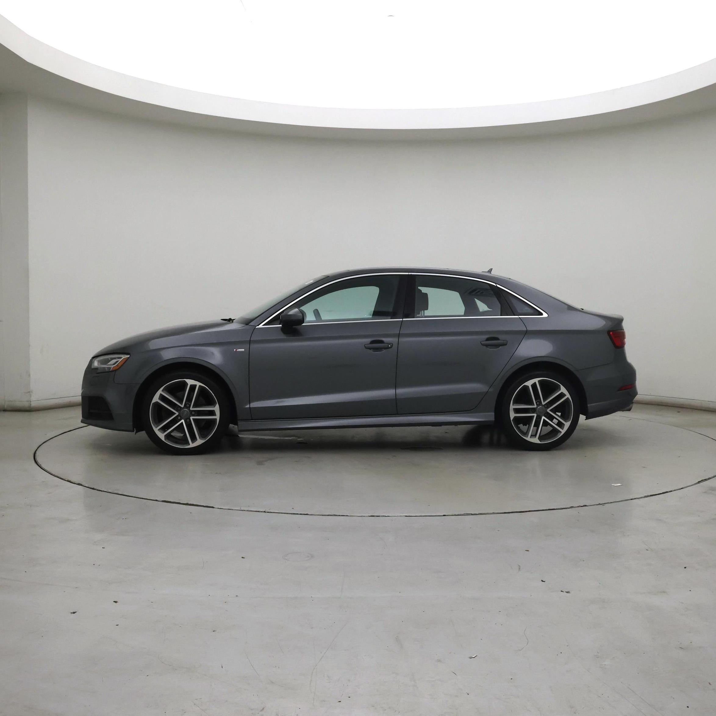 Thumbnail: 2017 Audi A3 - 3