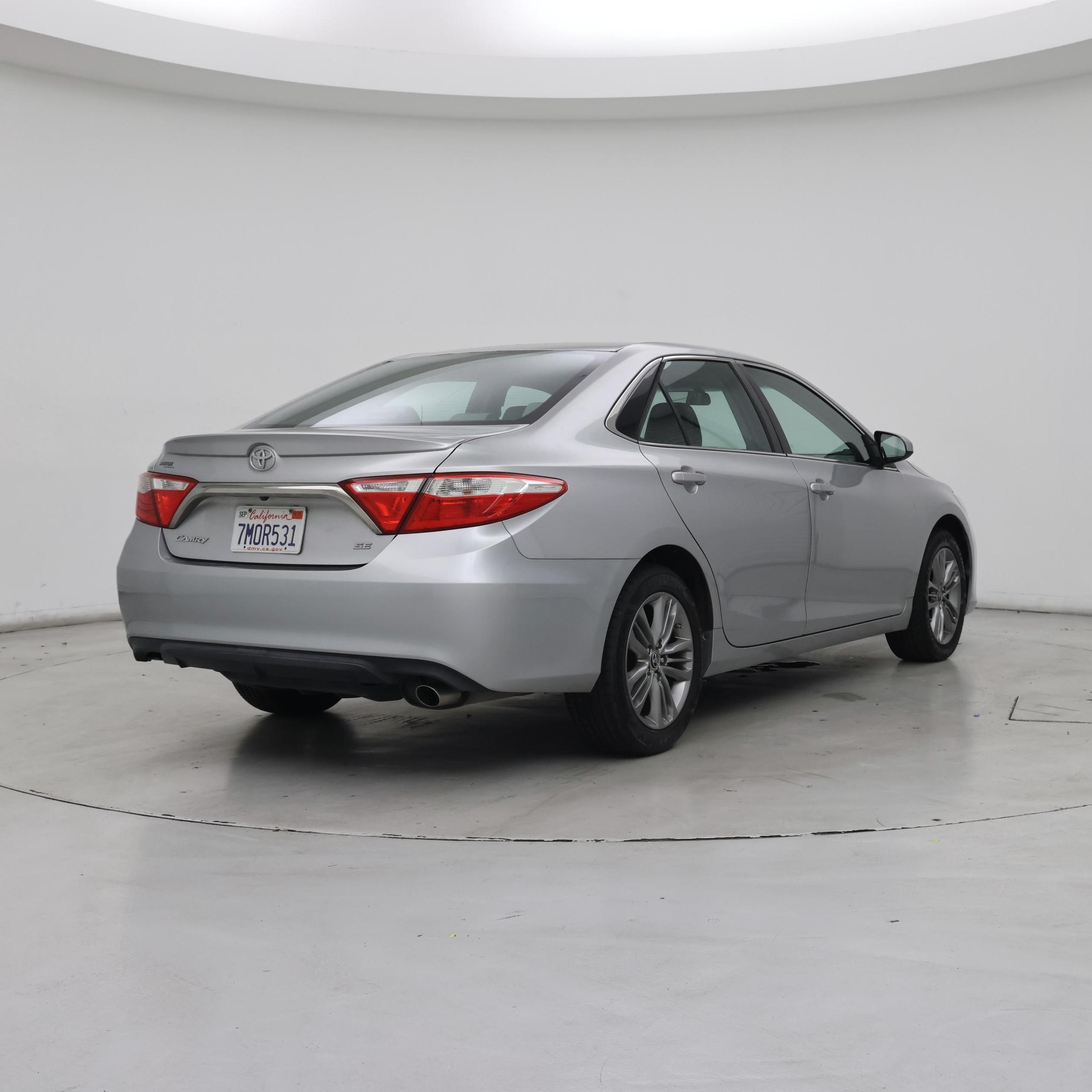 Thumbnail: 2016 Toyota Camry - 8