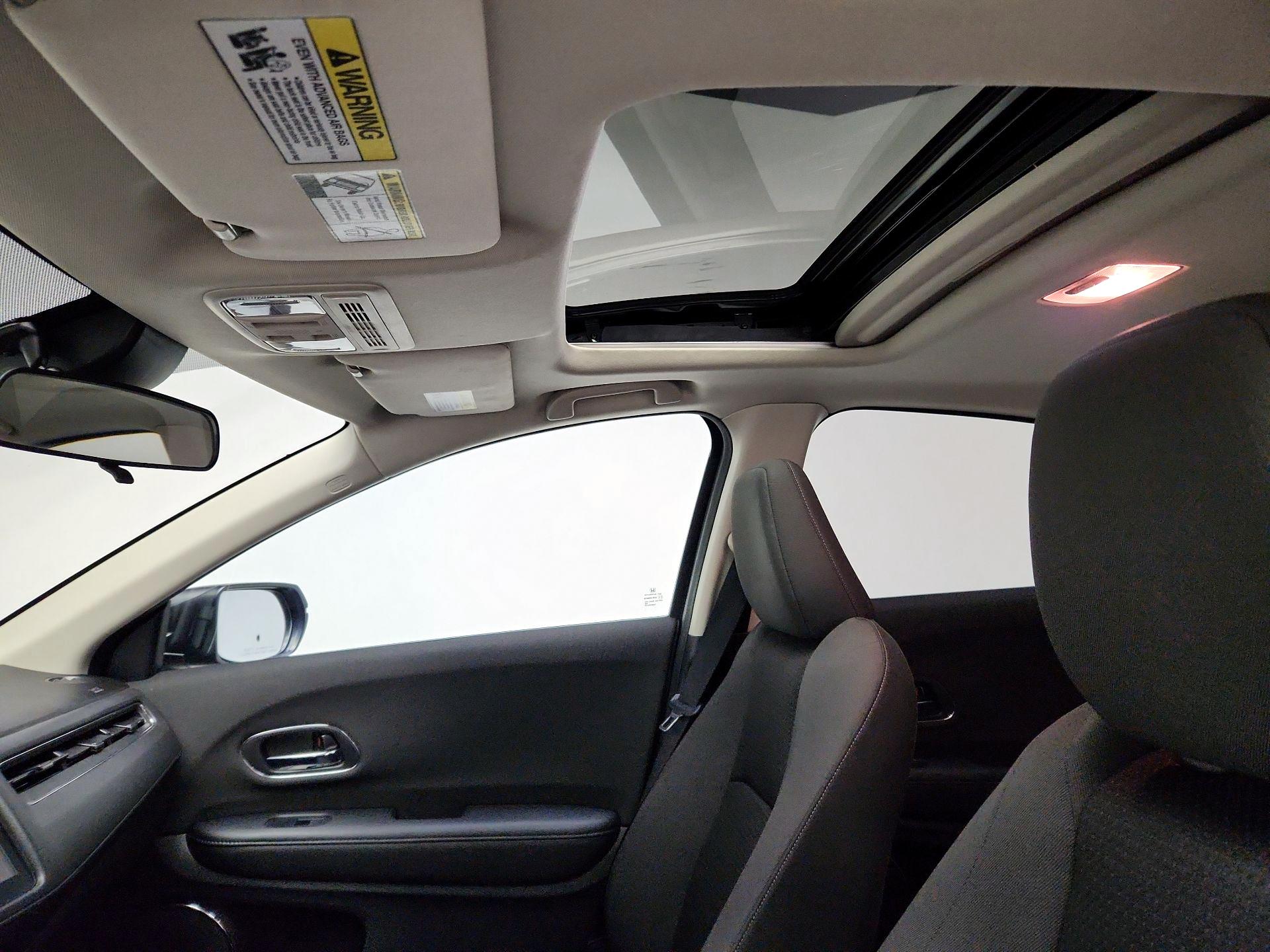 Thumbnail: 2020 Honda HR-V - 17