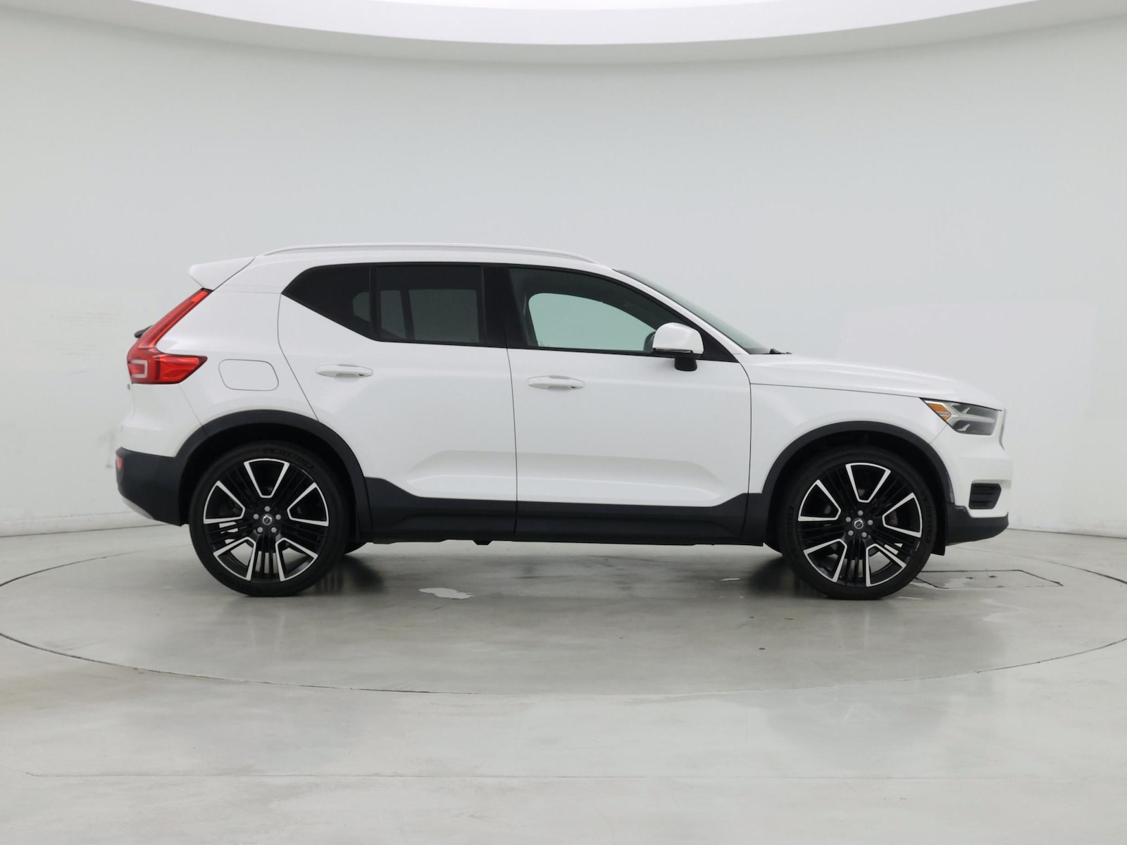 2019 Volvo XC40 Momentum - Photo 8