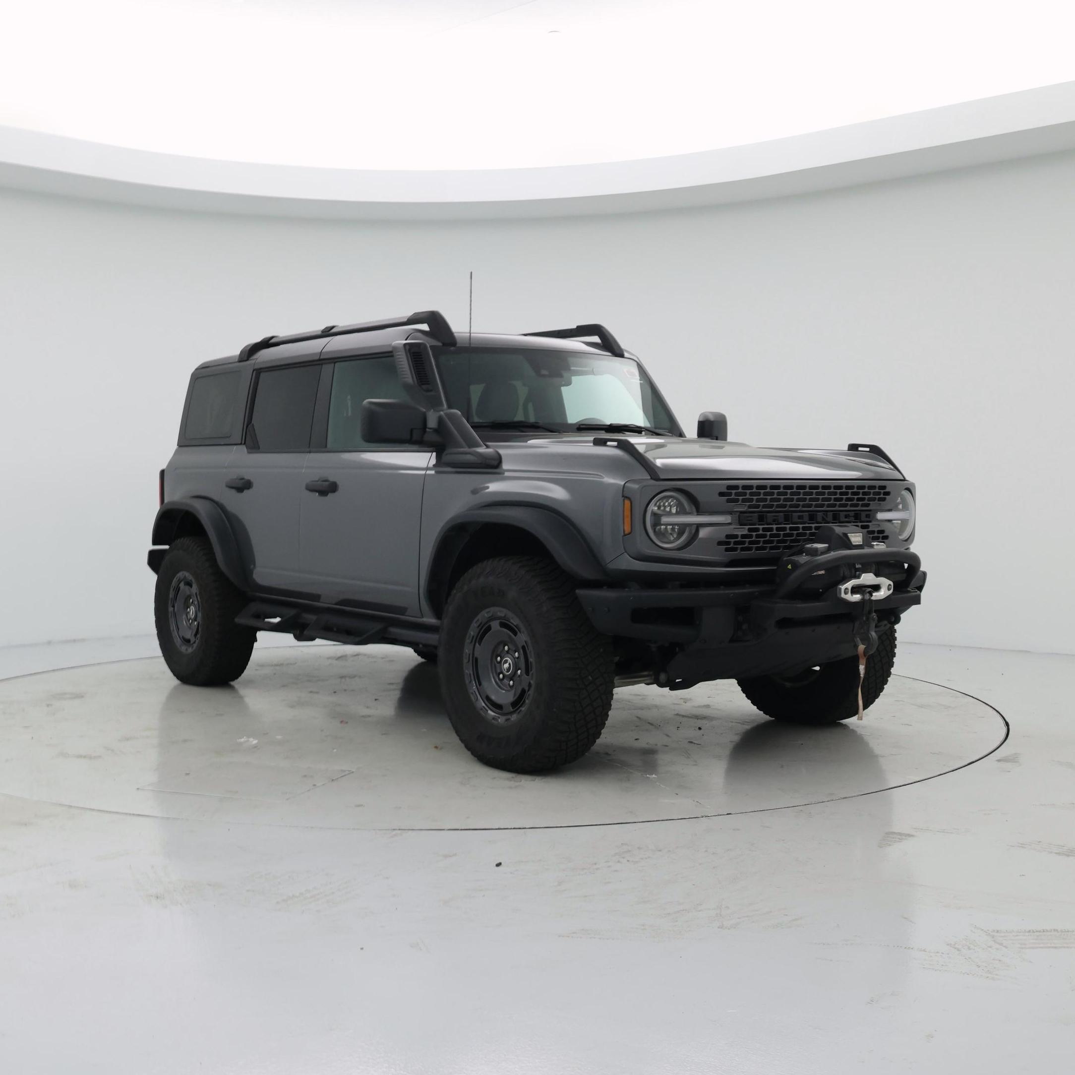 Gray 2024 Ford Bronco SUV / Crossover Four-Wheel Drive Automatic