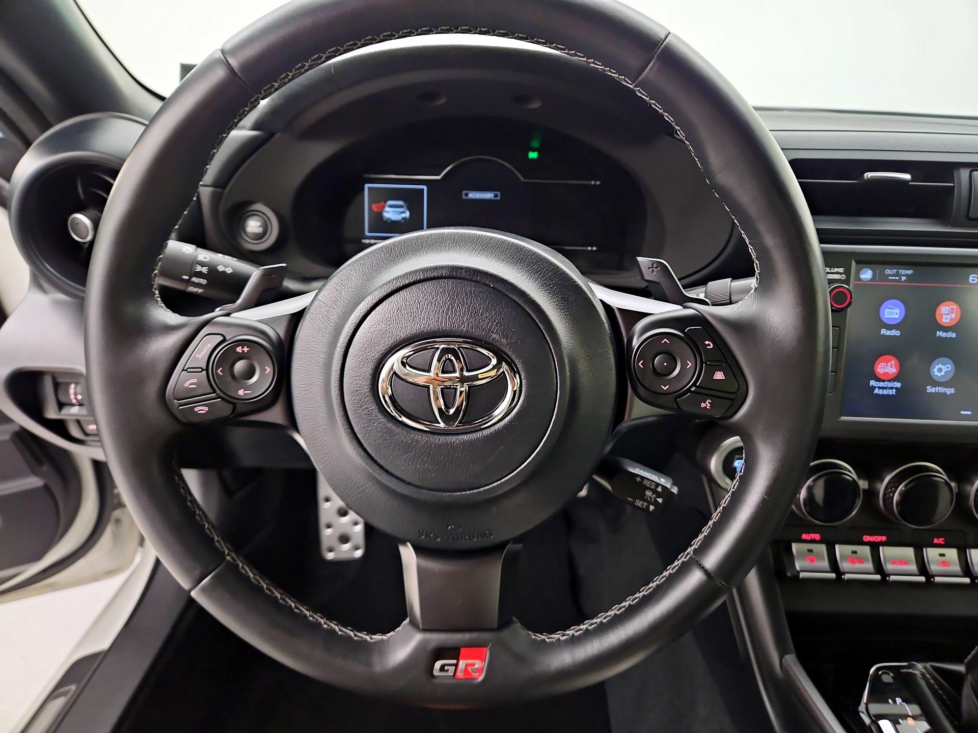 Thumbnail: 2022 Toyota GR86 - 10