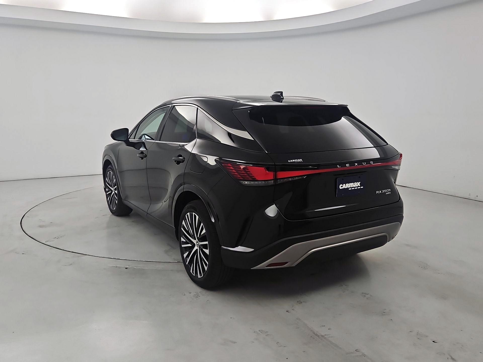 Thumbnail: 2024 Lexus RX - 7