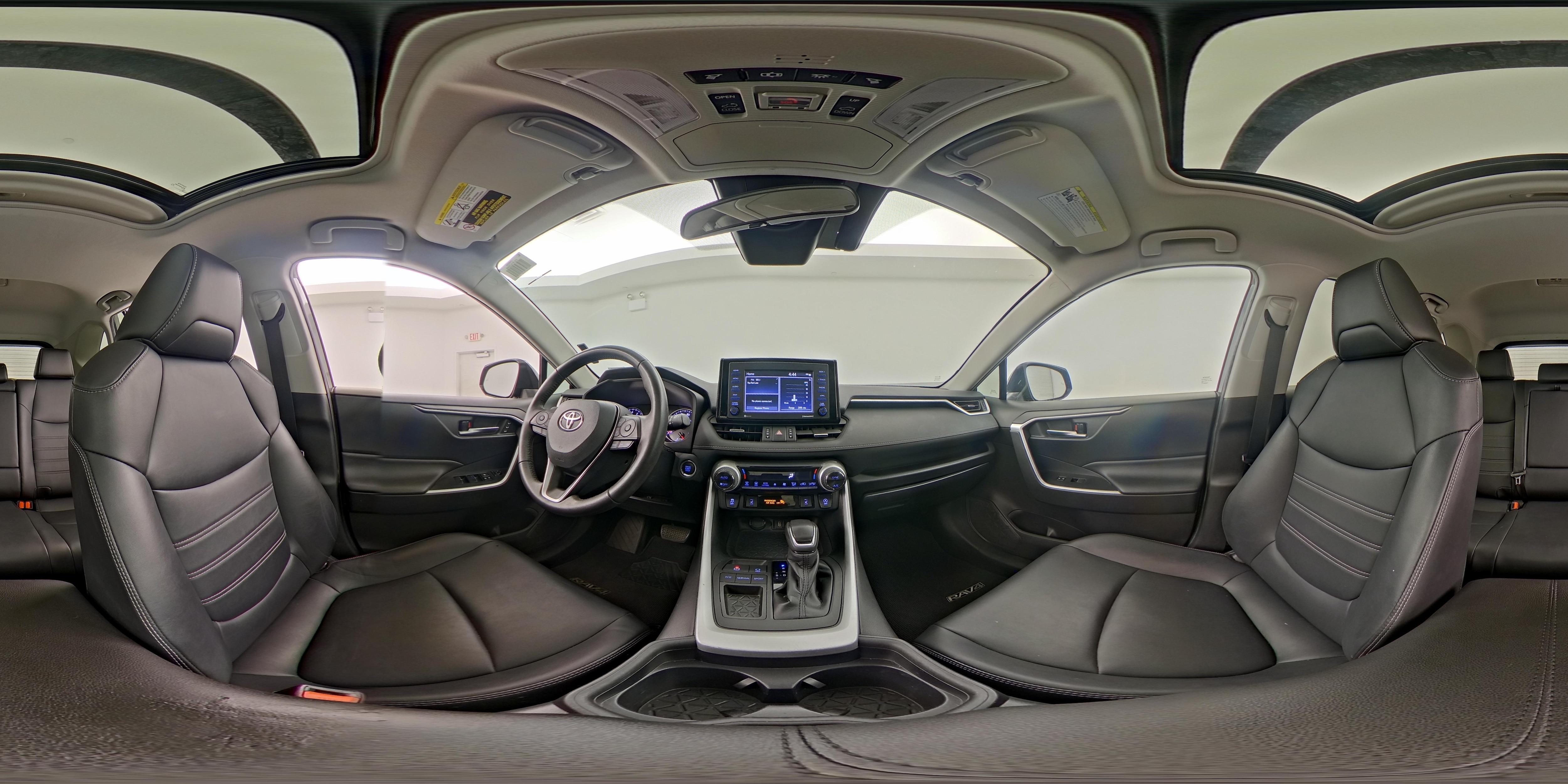 2020 Toyota RAV4 XLE Premium - Photo 25