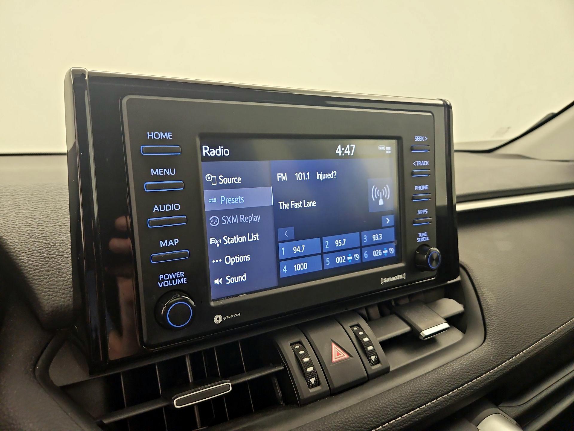 Thumbnail: 2020 Toyota RAV4 - 15