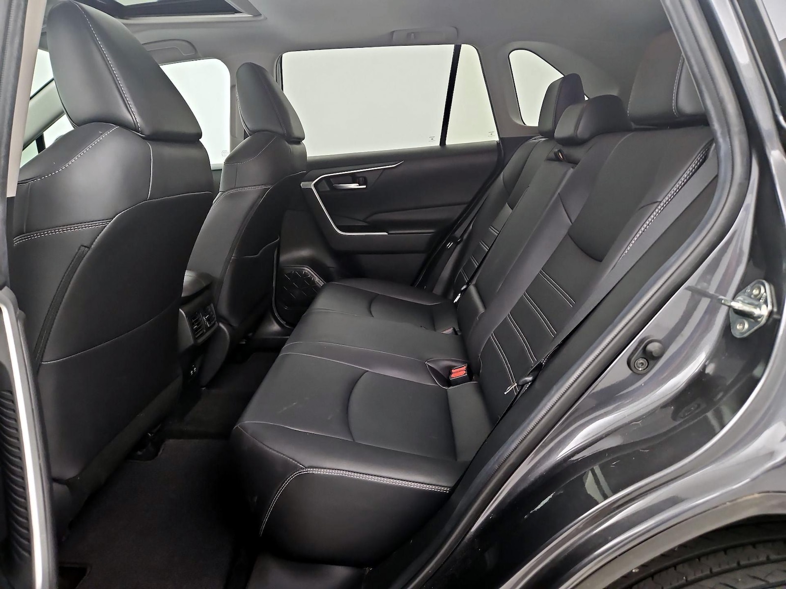 2020 Toyota RAV4 XLE Premium - Photo 21