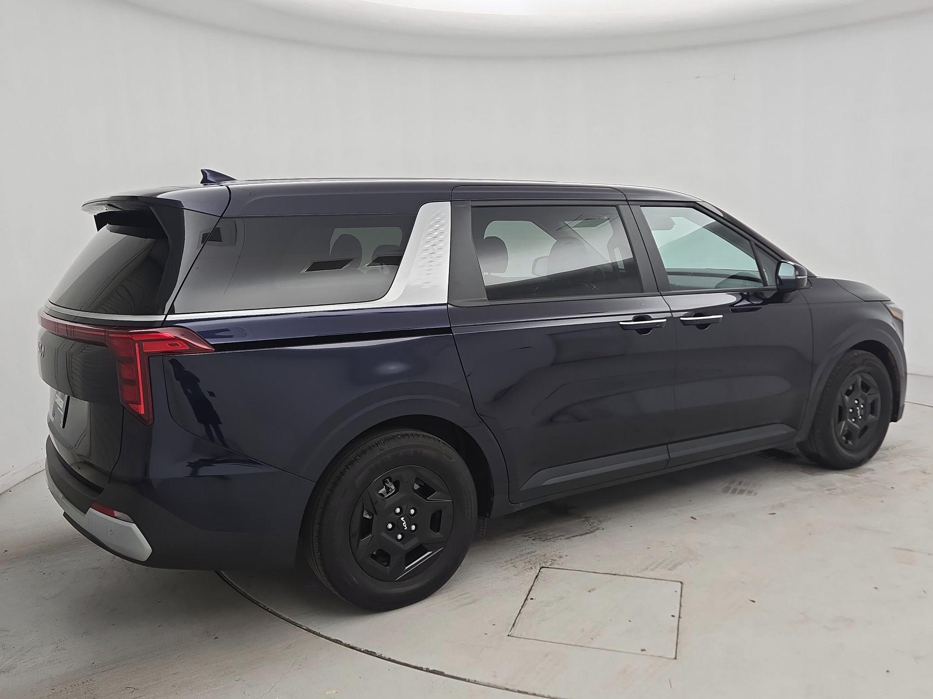 Thumbnail: 2025 Kia Carnival - 5