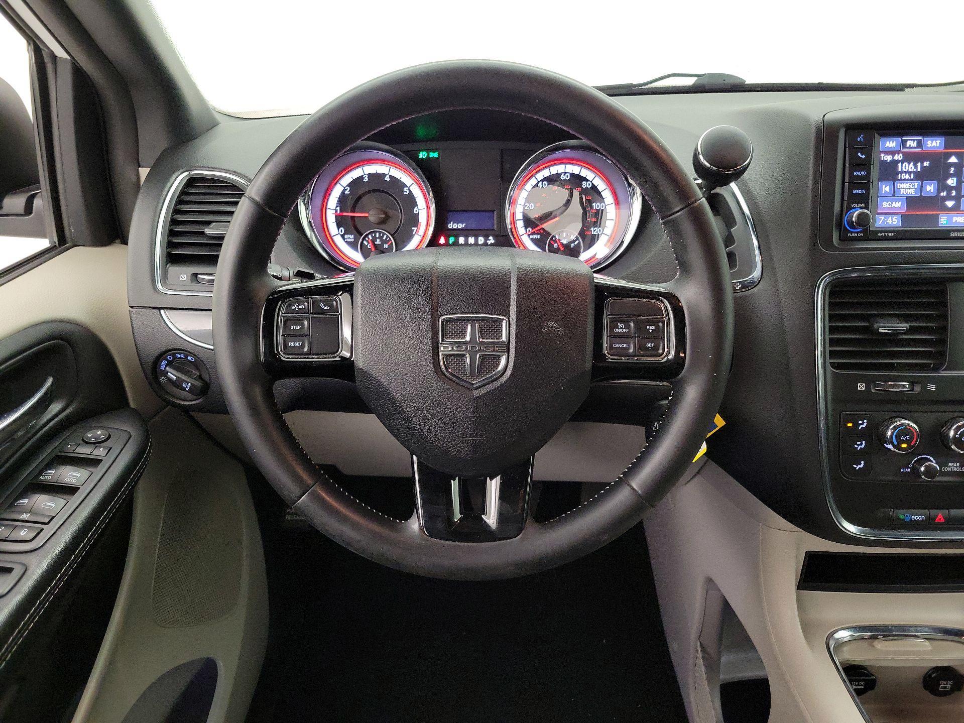 Thumbnail: 2018 Dodge Grand Caravan - 10