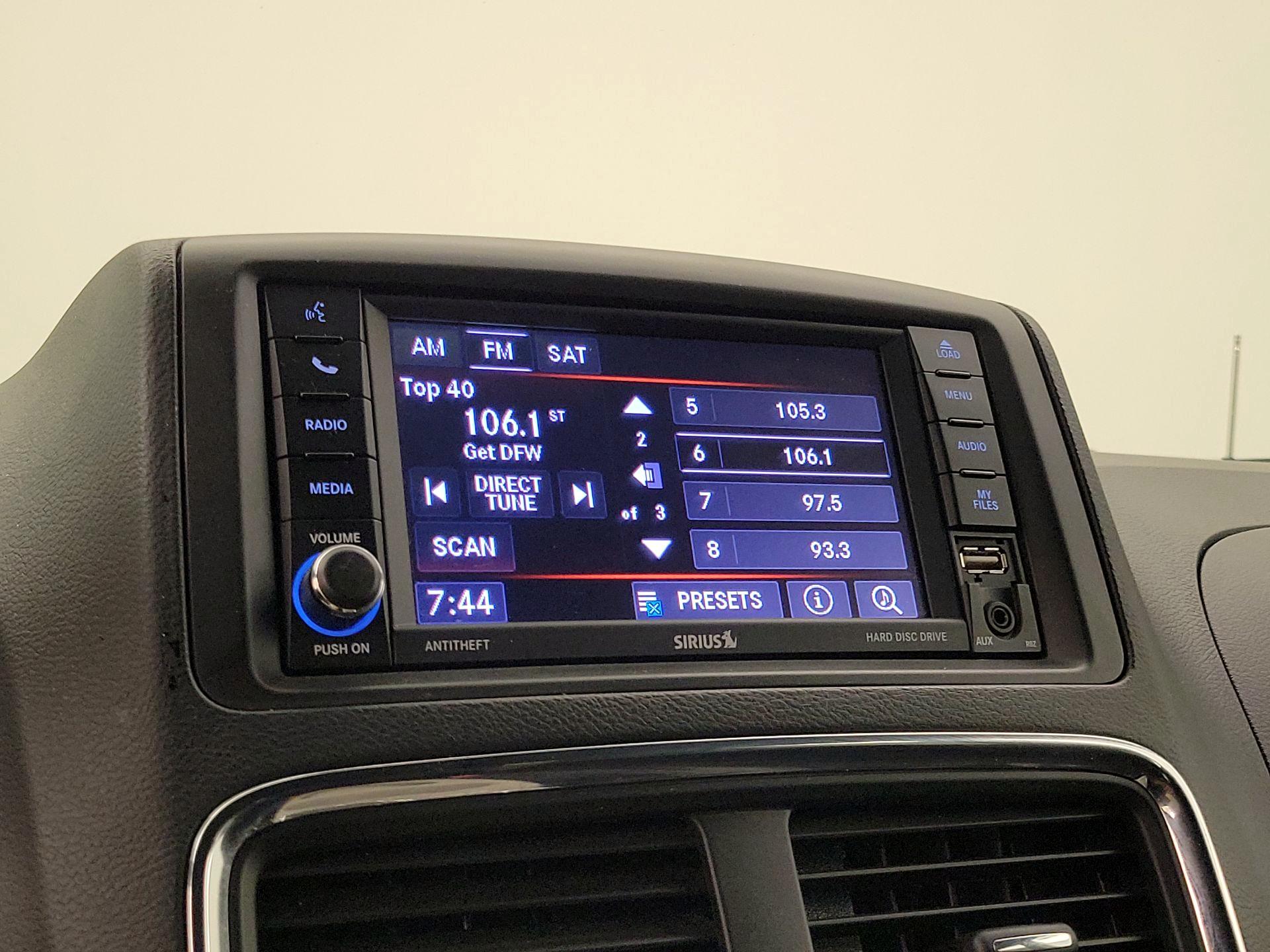 Thumbnail: 2018 Dodge Grand Caravan - 15