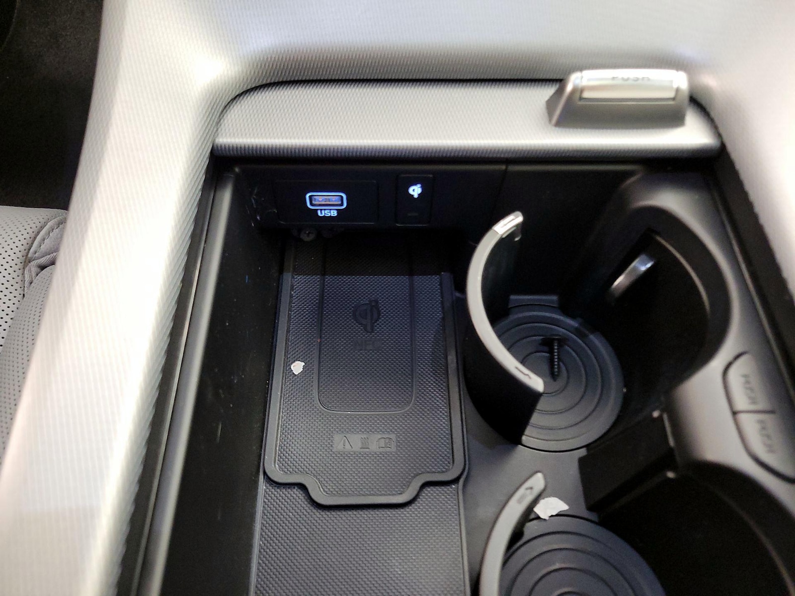 2024 Hyundai Palisade Limited - Photo 20