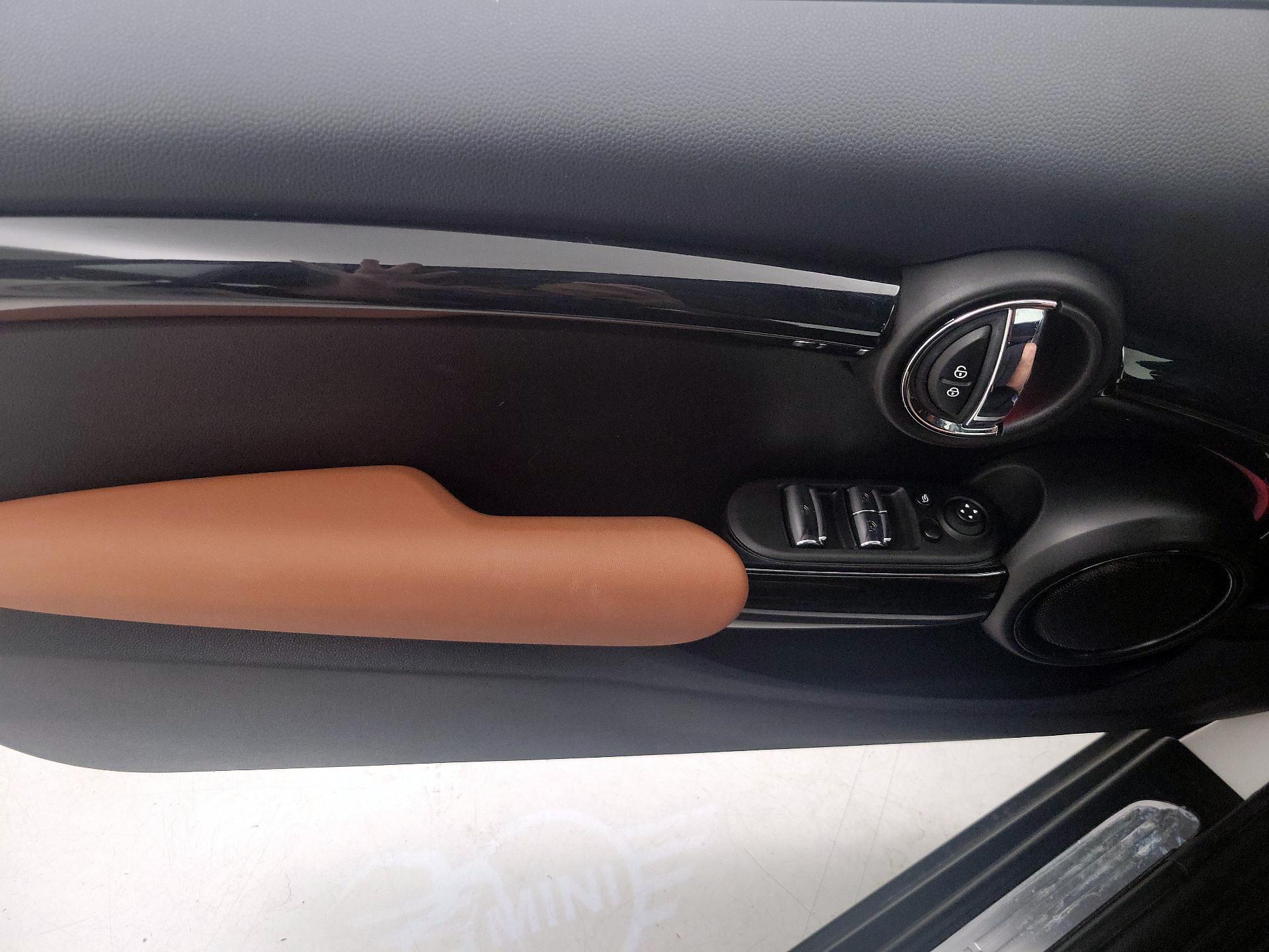 Thumbnail: 2023 MINI Cooper - 12
