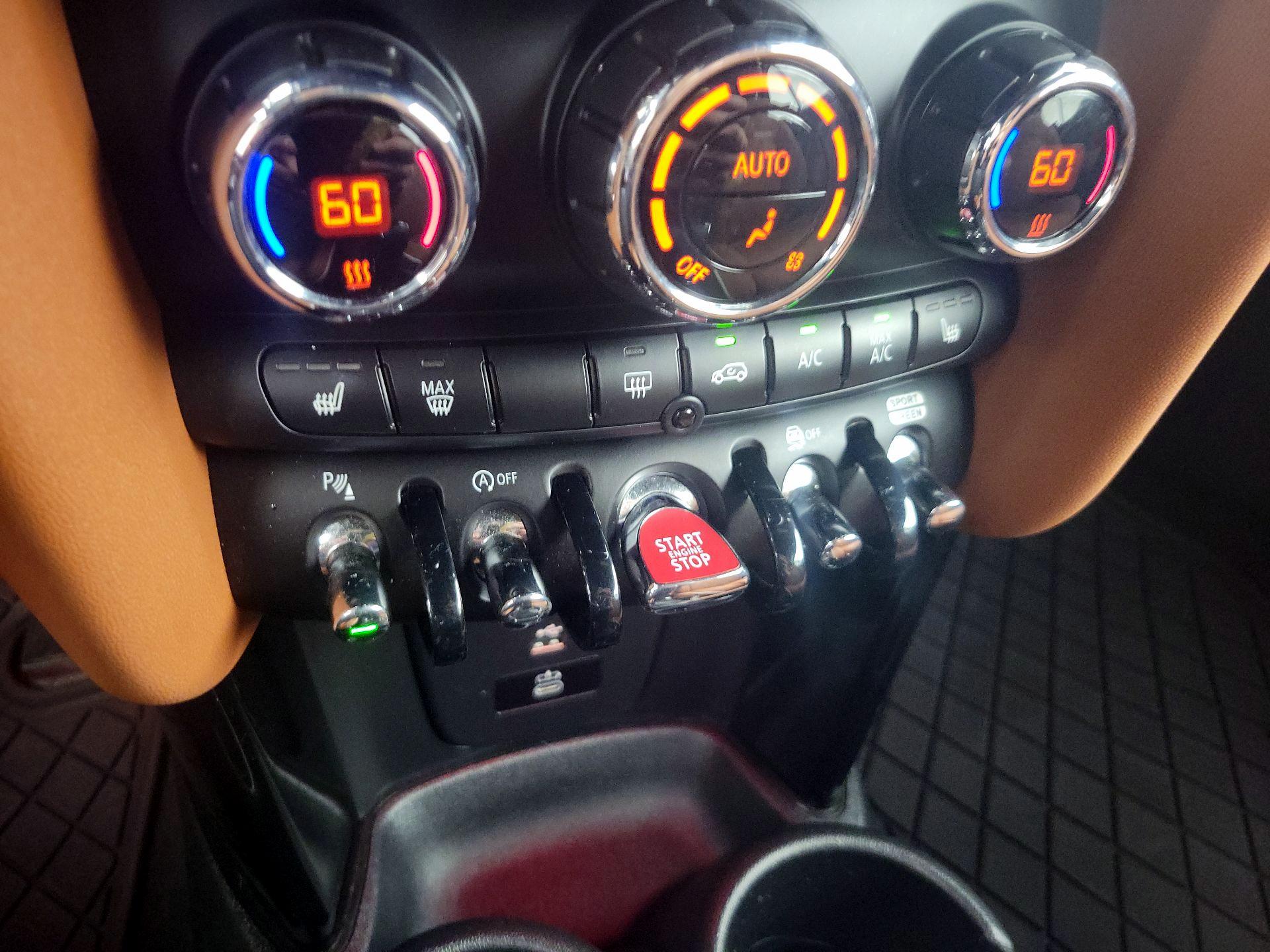 Thumbnail: 2023 MINI Cooper - 17