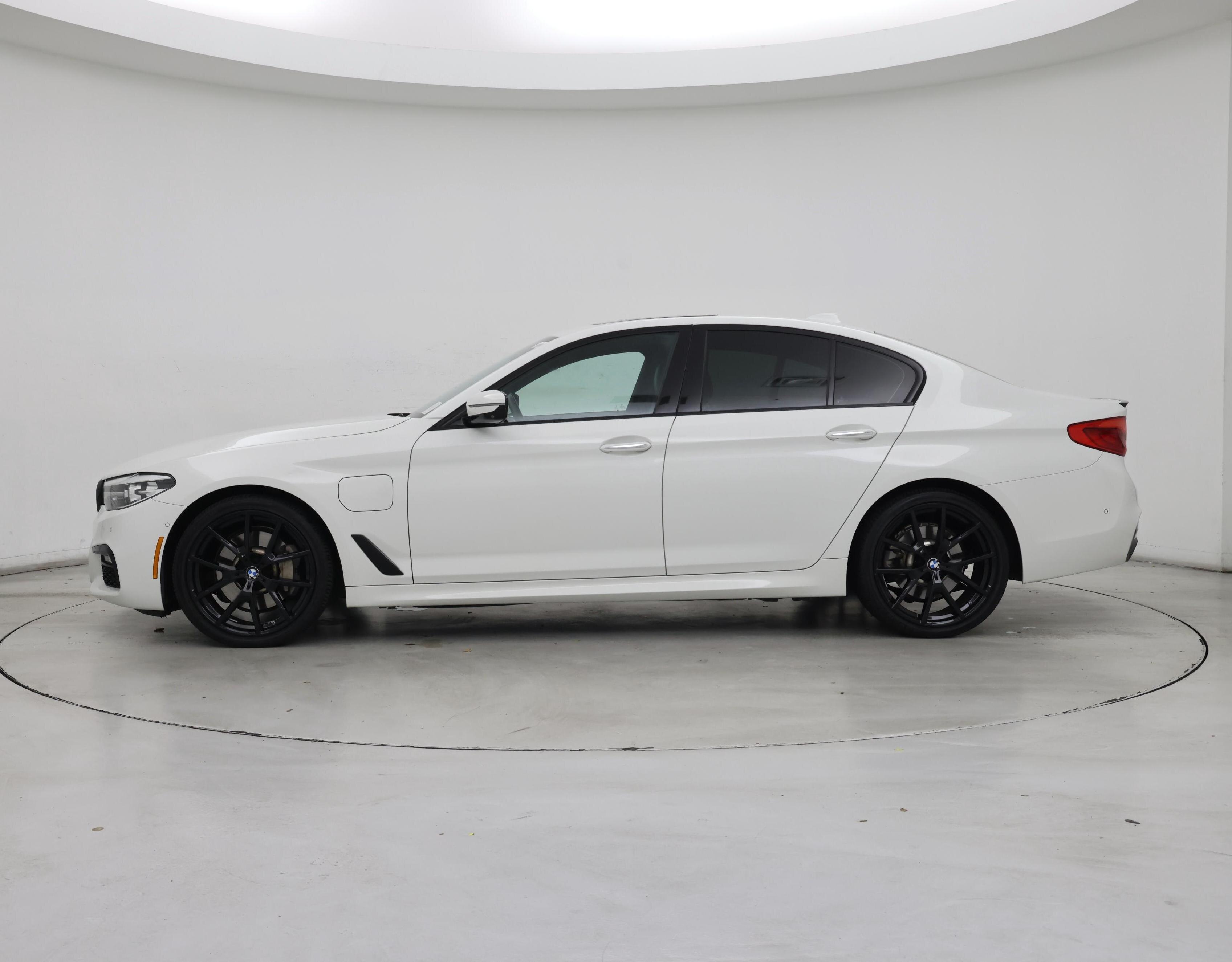 Thumbnail: 2018 BMW 5 Series - 3