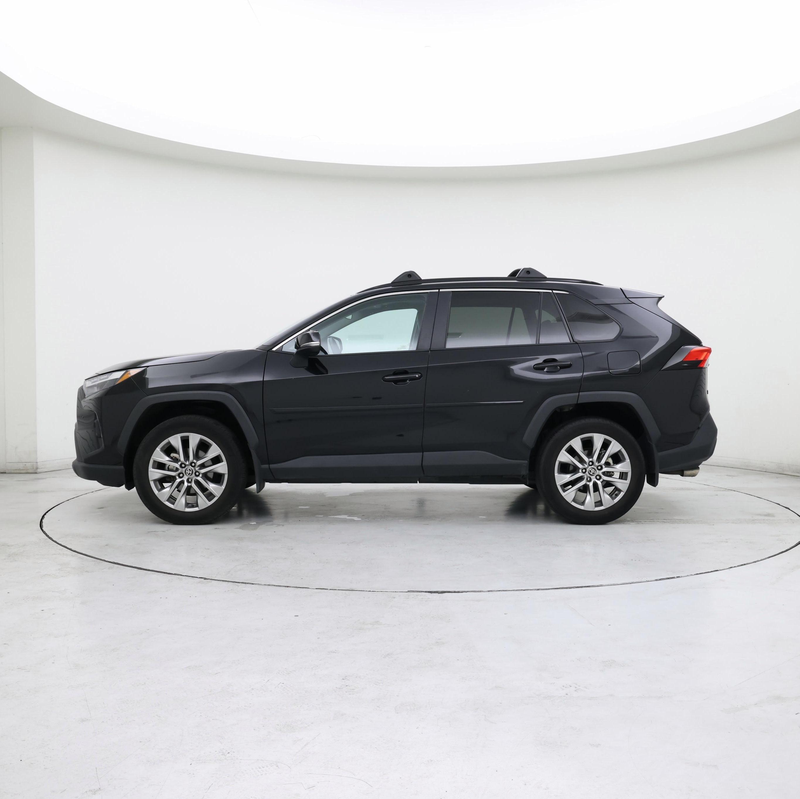 Thumbnail: 2024 Toyota RAV4 - 3