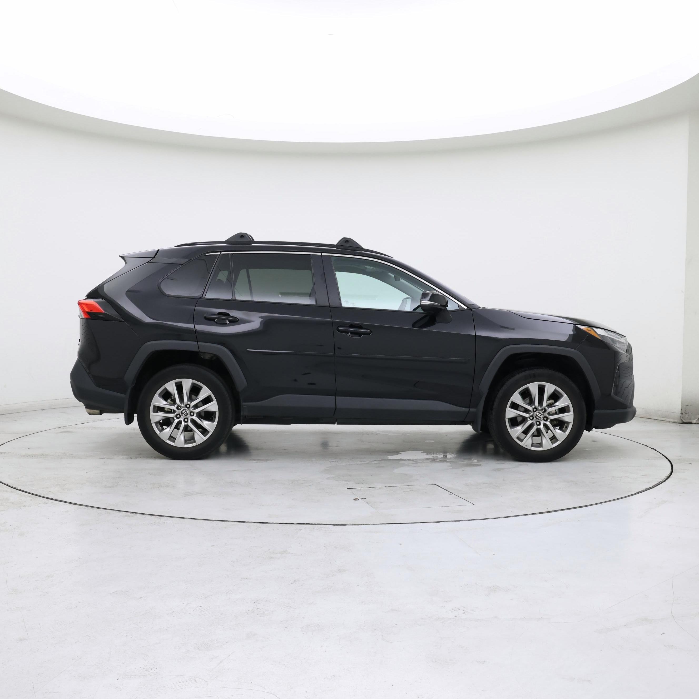 Thumbnail: 2024 Toyota RAV4 - 7