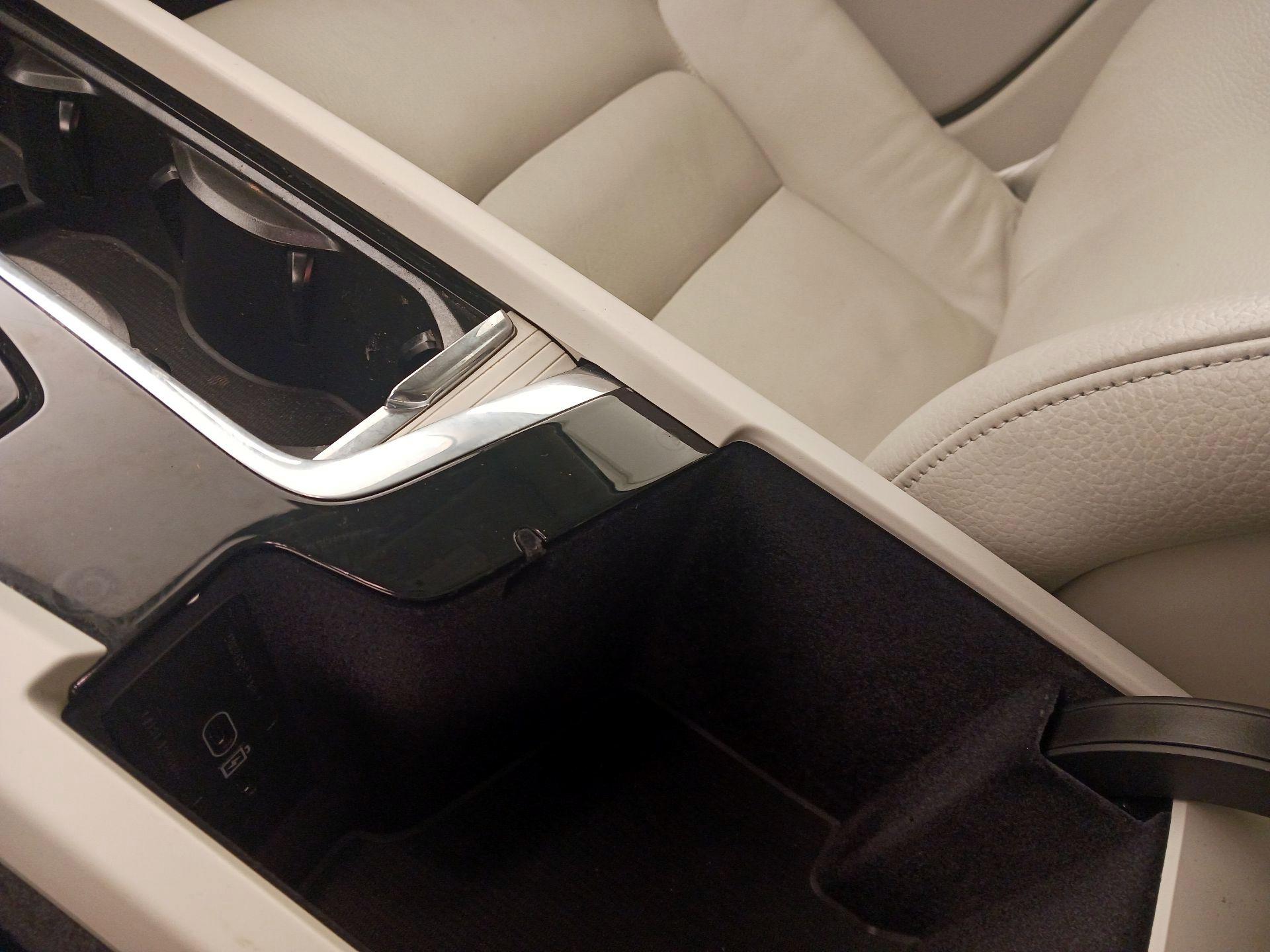 Thumbnail: 2024 Volvo S60 - 18