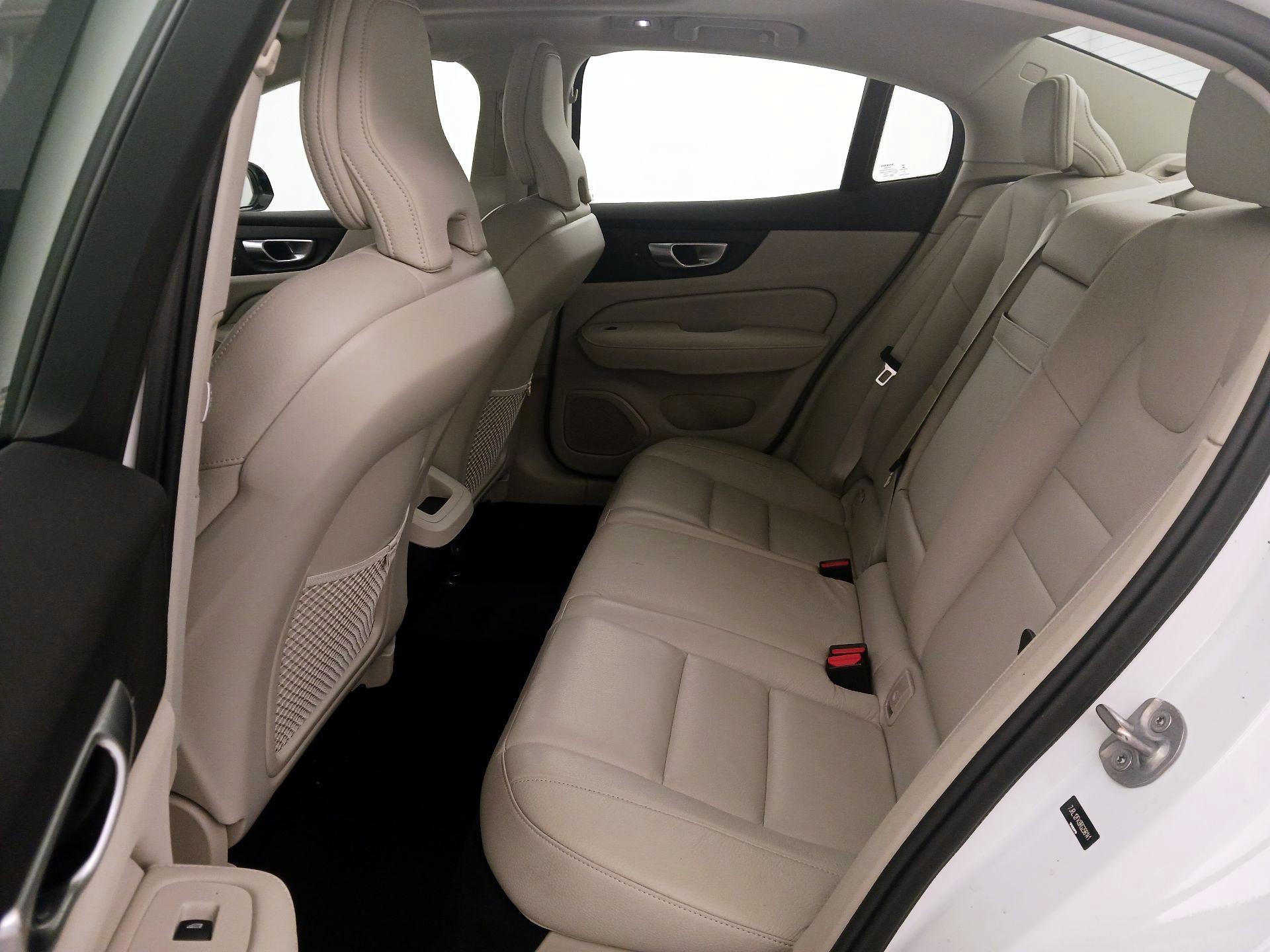 Thumbnail: 2024 Volvo S60 - 20