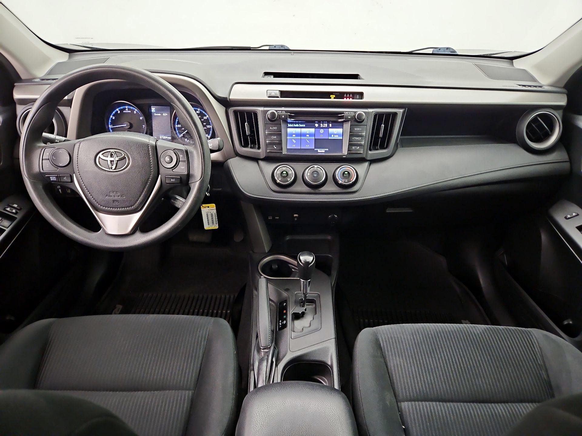 Thumbnail: 2018 Toyota RAV4 - 9