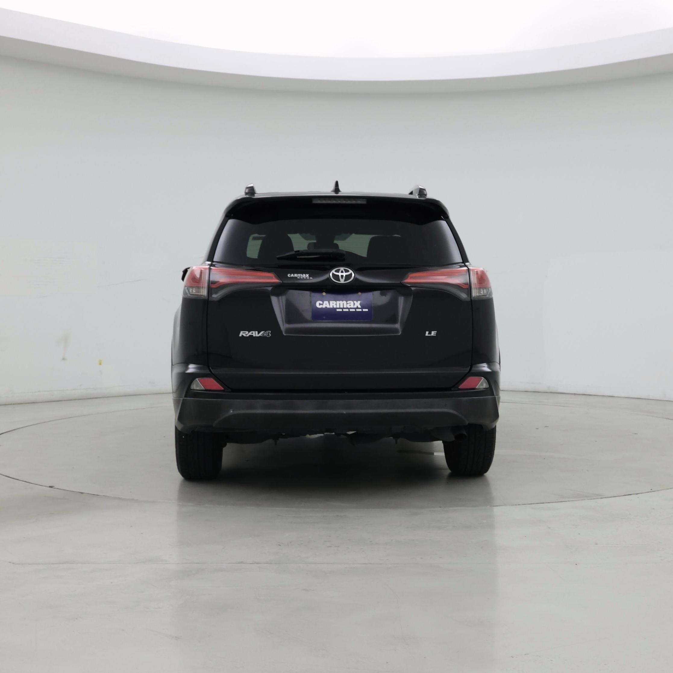 Thumbnail: 2018 Toyota RAV4 - 6