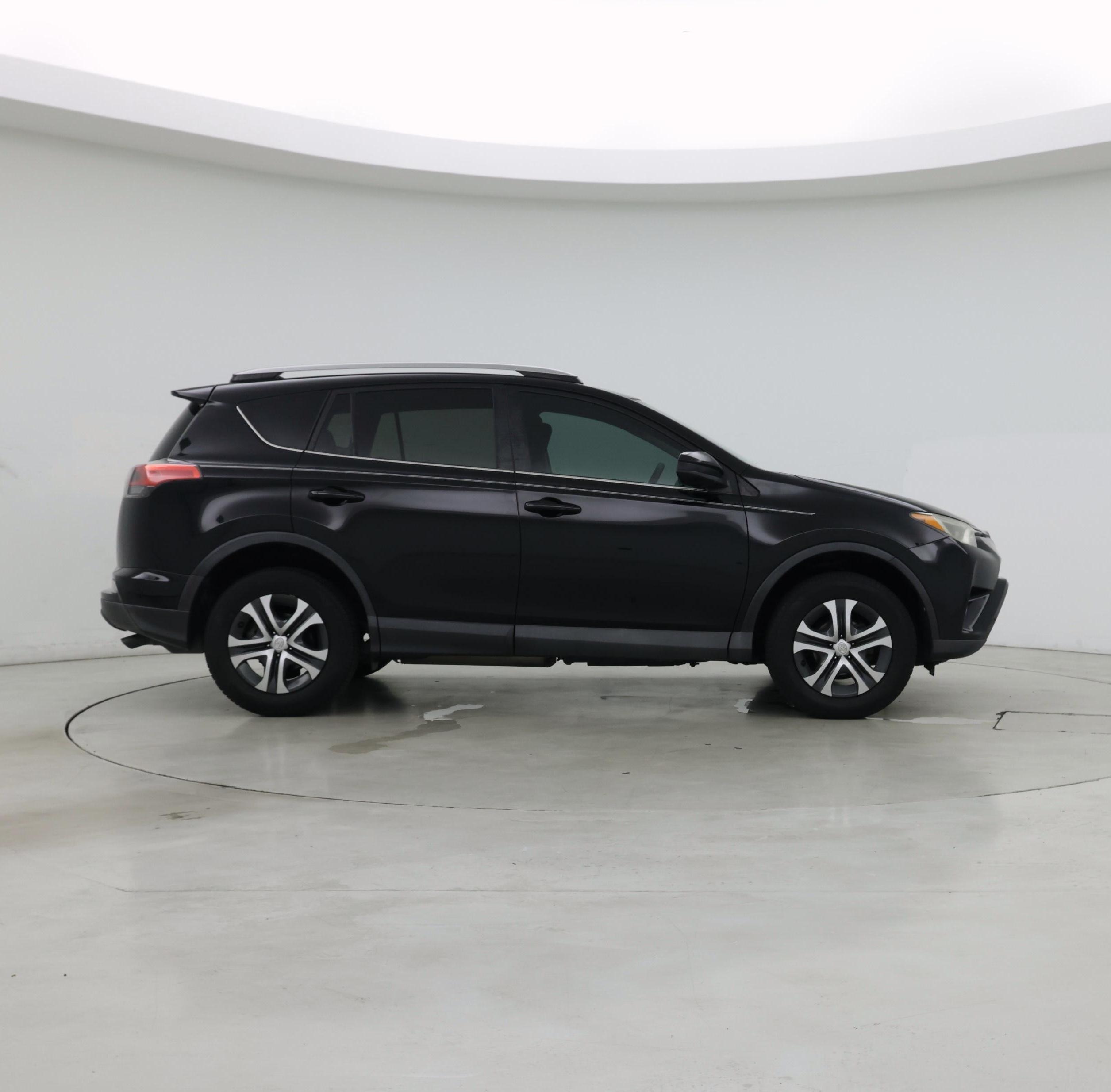 Thumbnail: 2018 Toyota RAV4 - 7