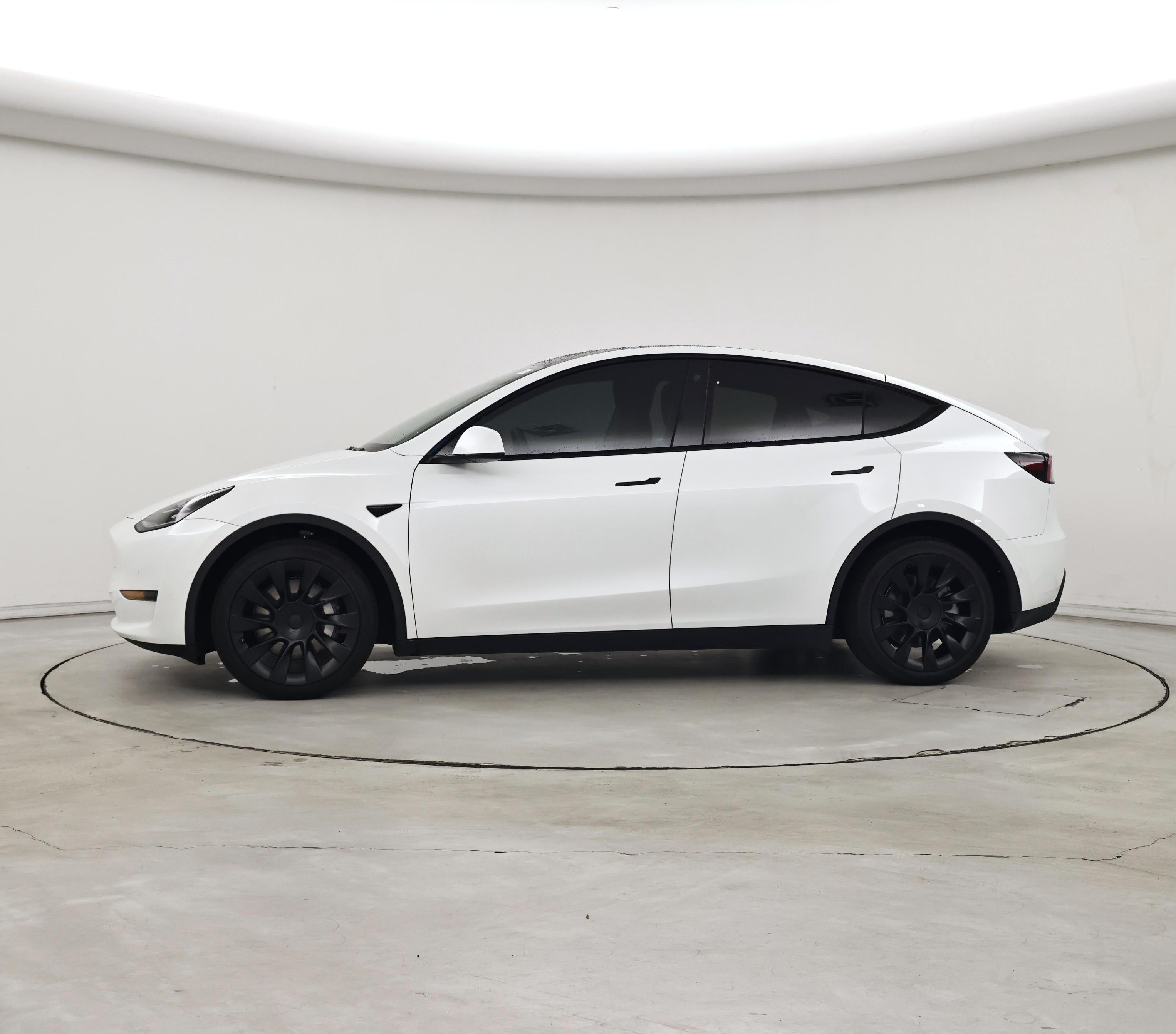 Thumbnail: 2021 Tesla Model Y - 3