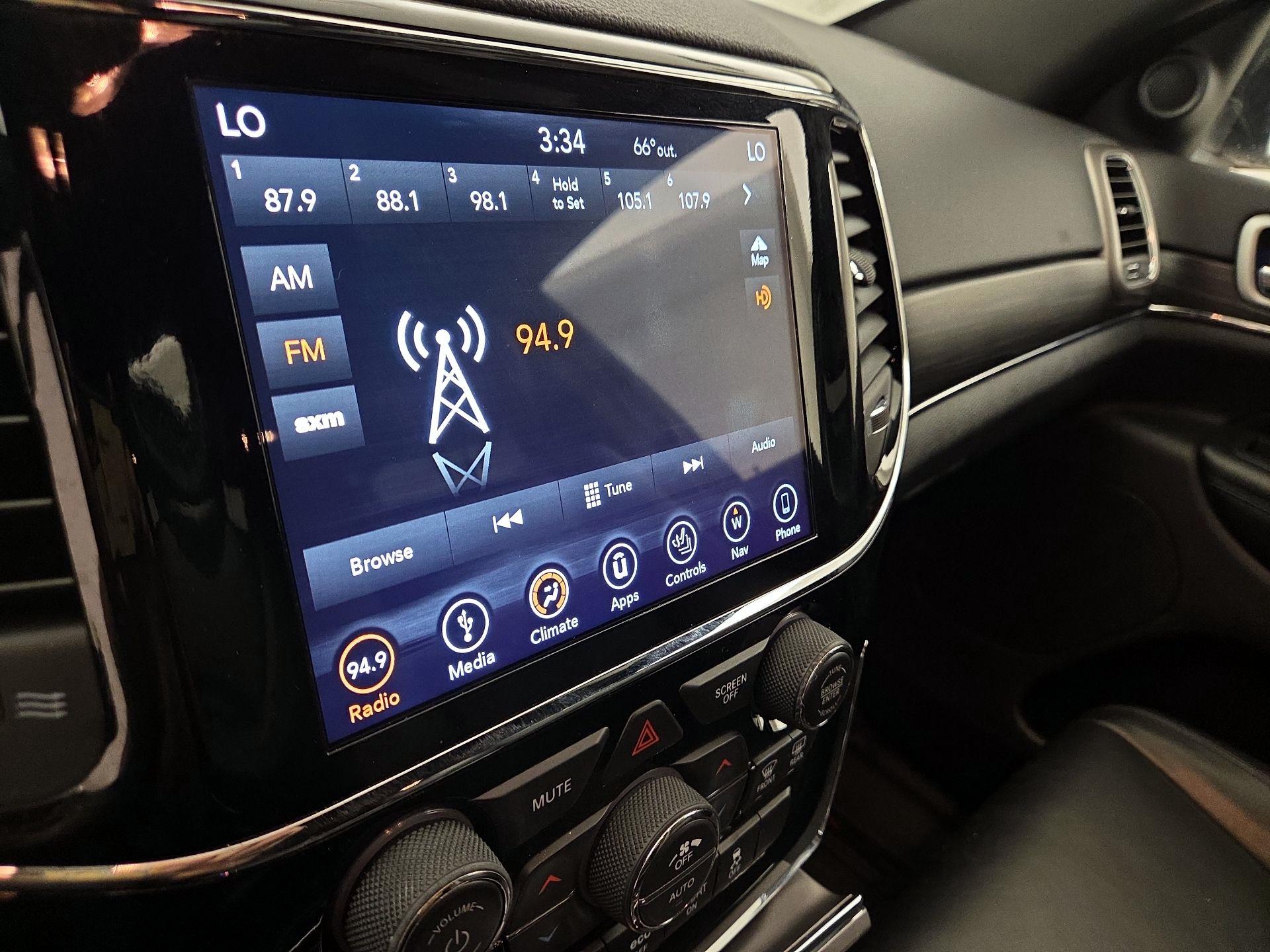 Thumbnail: 2019 Jeep Grand Cherokee - 16