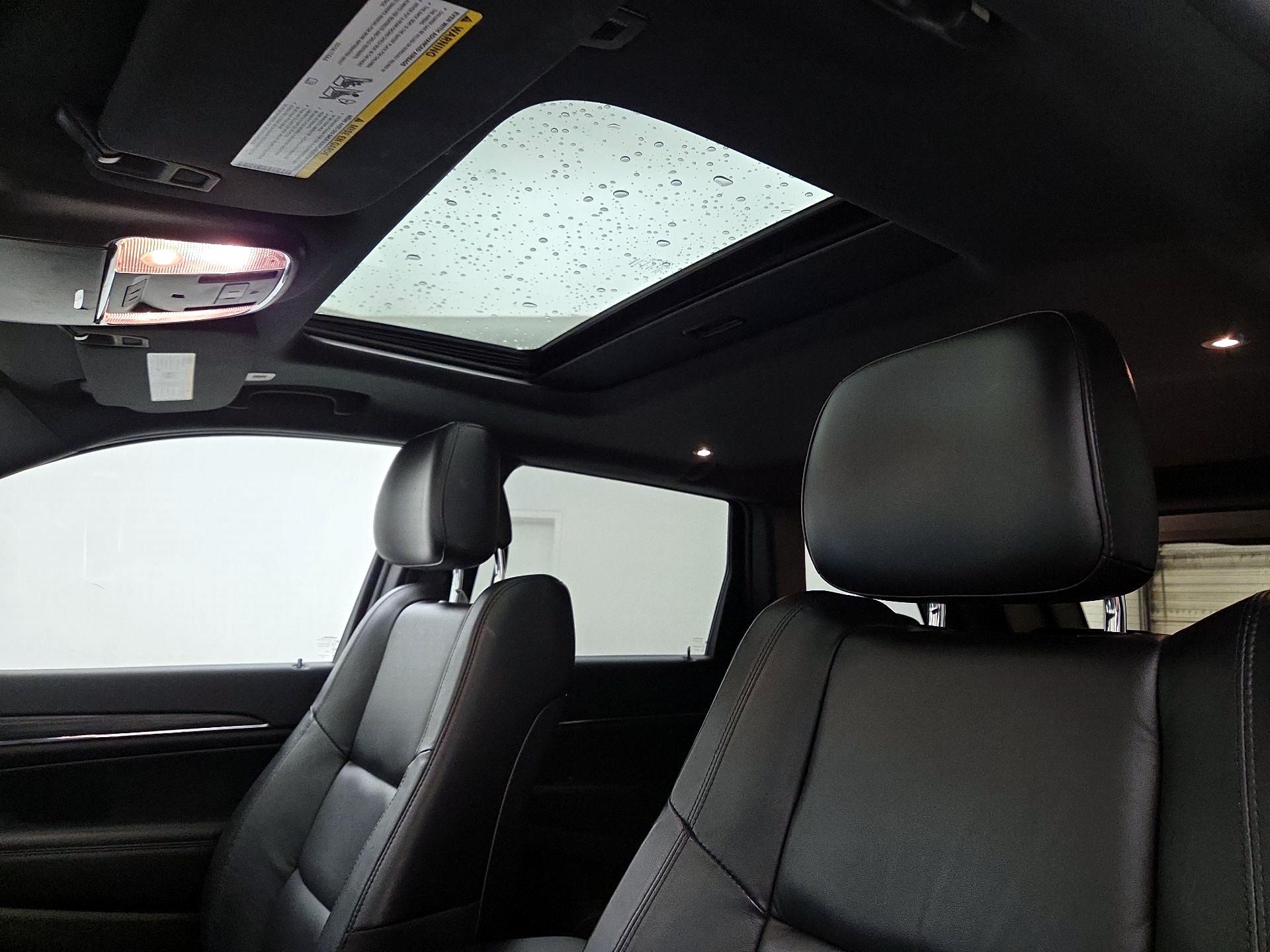 Thumbnail: 2019 Jeep Grand Cherokee - 20