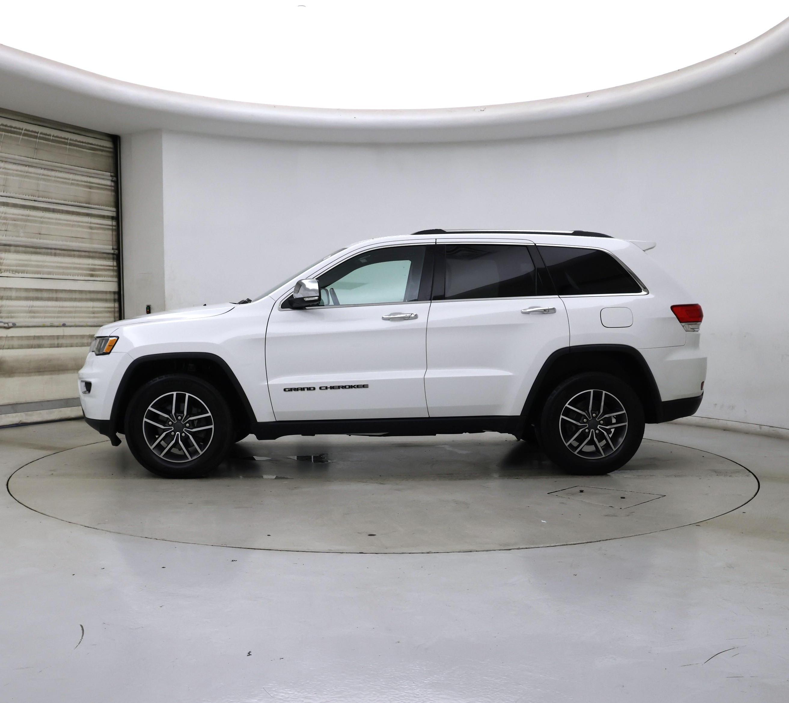 Thumbnail: 2019 Jeep Grand Cherokee - 3
