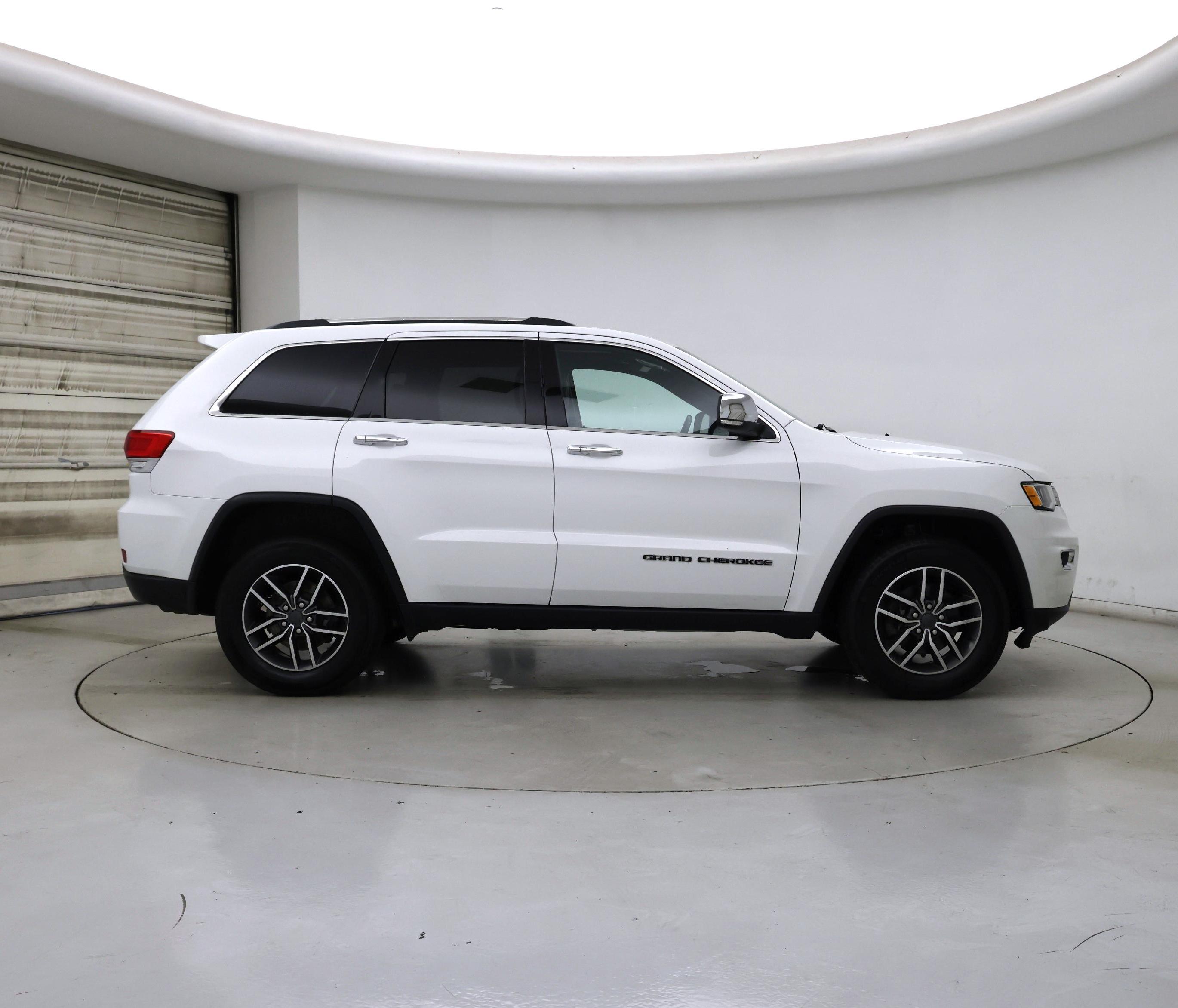 Thumbnail: 2019 Jeep Grand Cherokee - 7