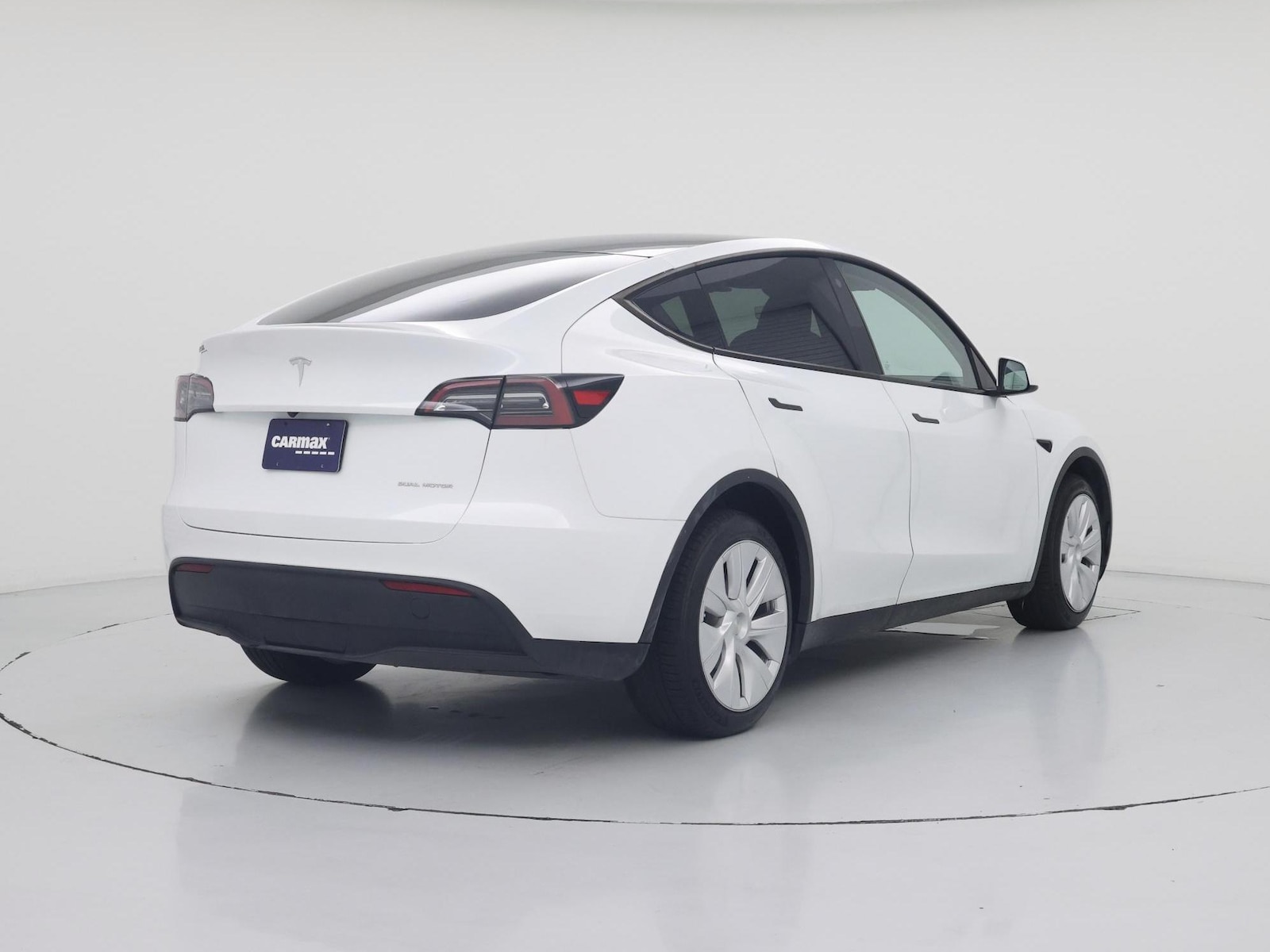 2023 Tesla Model Y Long Range - Photo 9